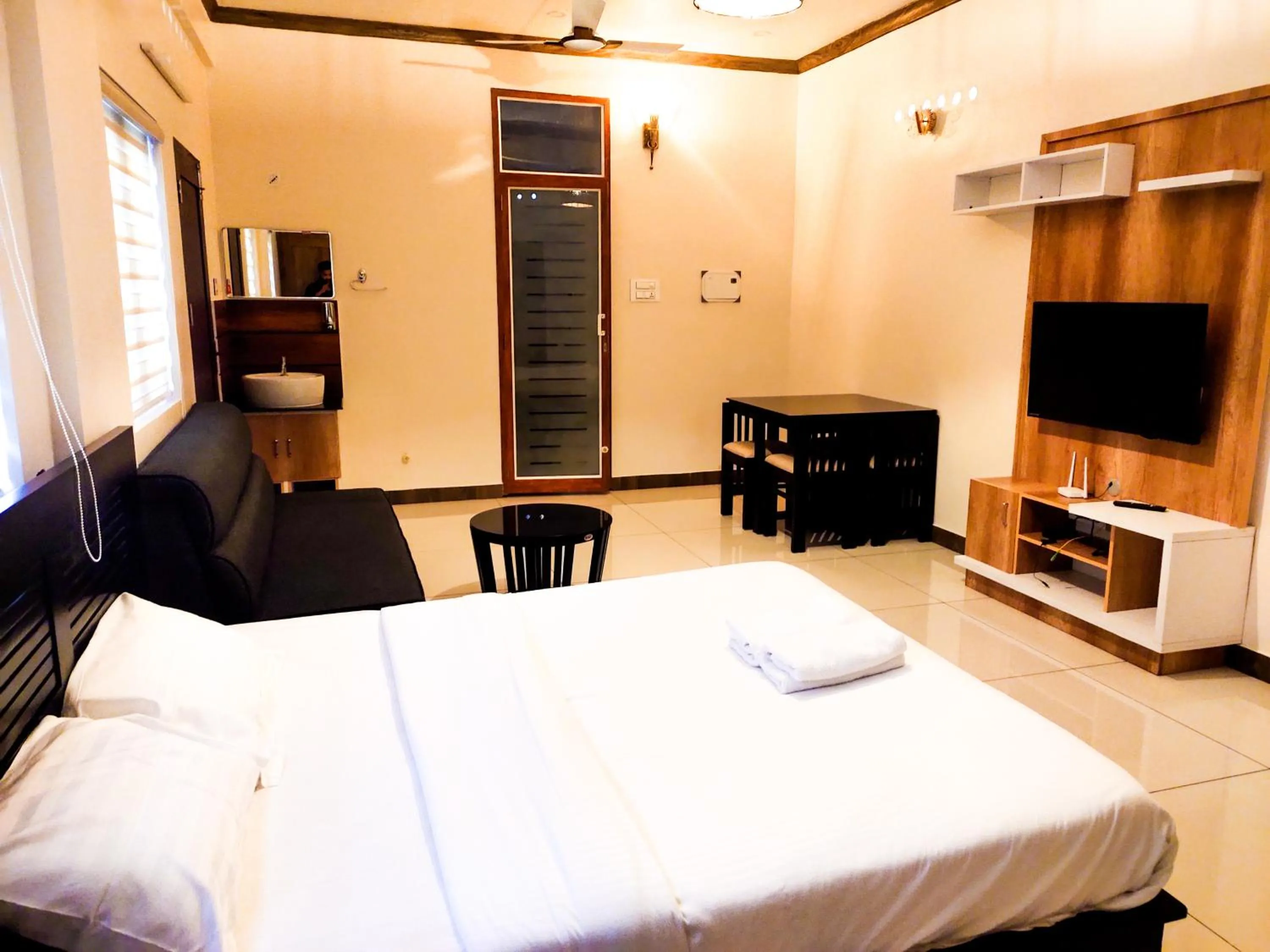 Bed in Cliff Way Apartments