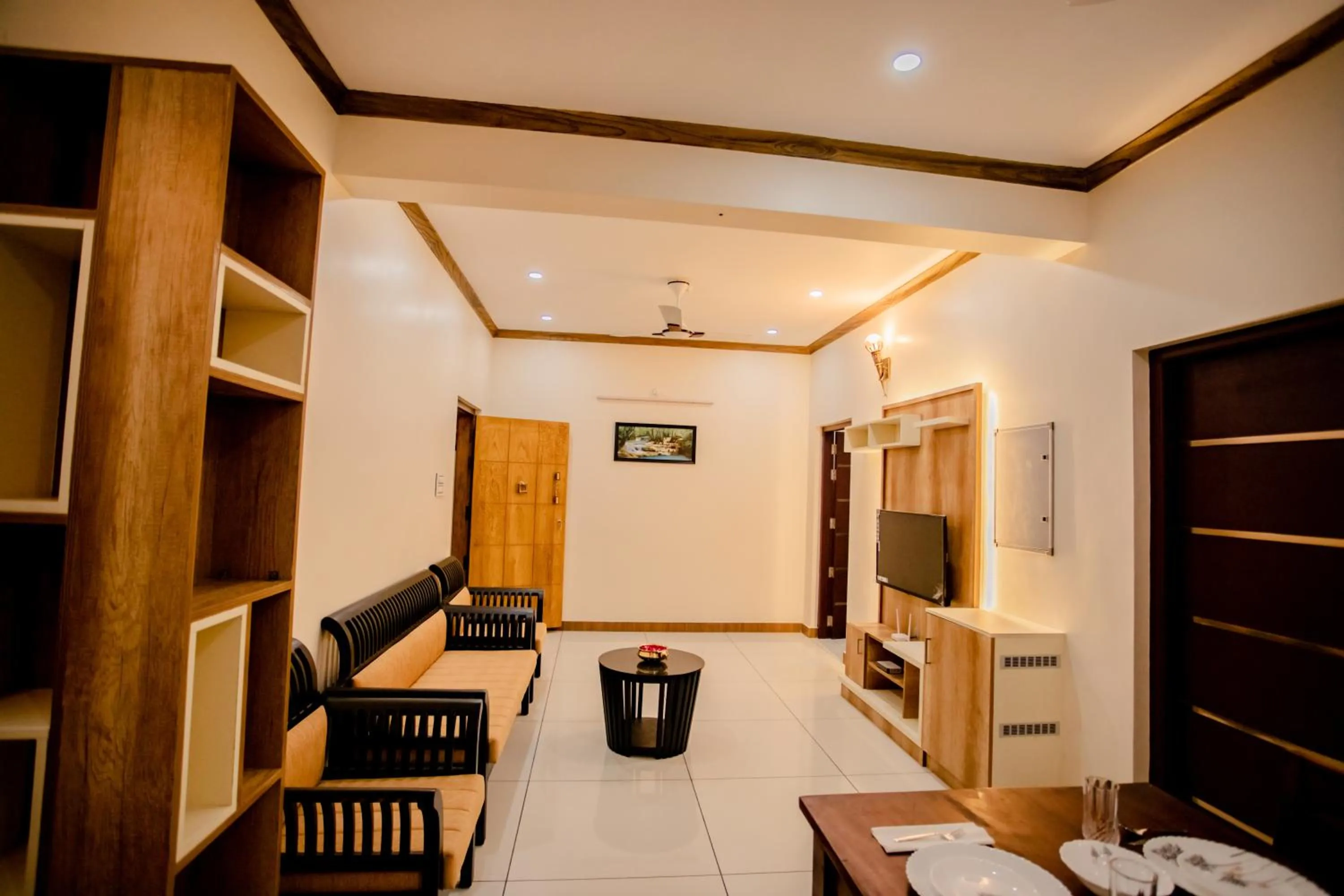 Cliff Way Apartments