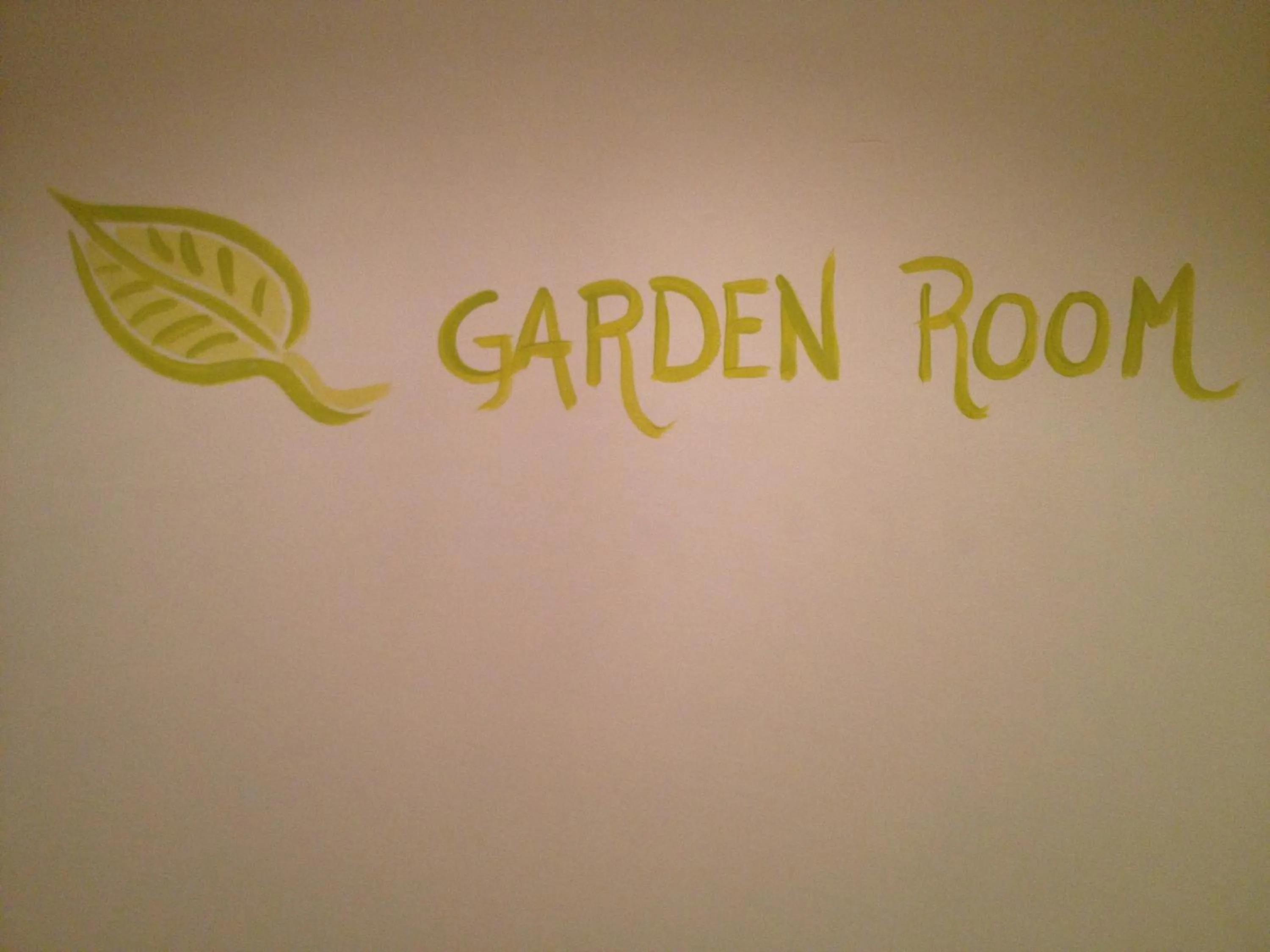 Decorative detail in B&B Rainbow