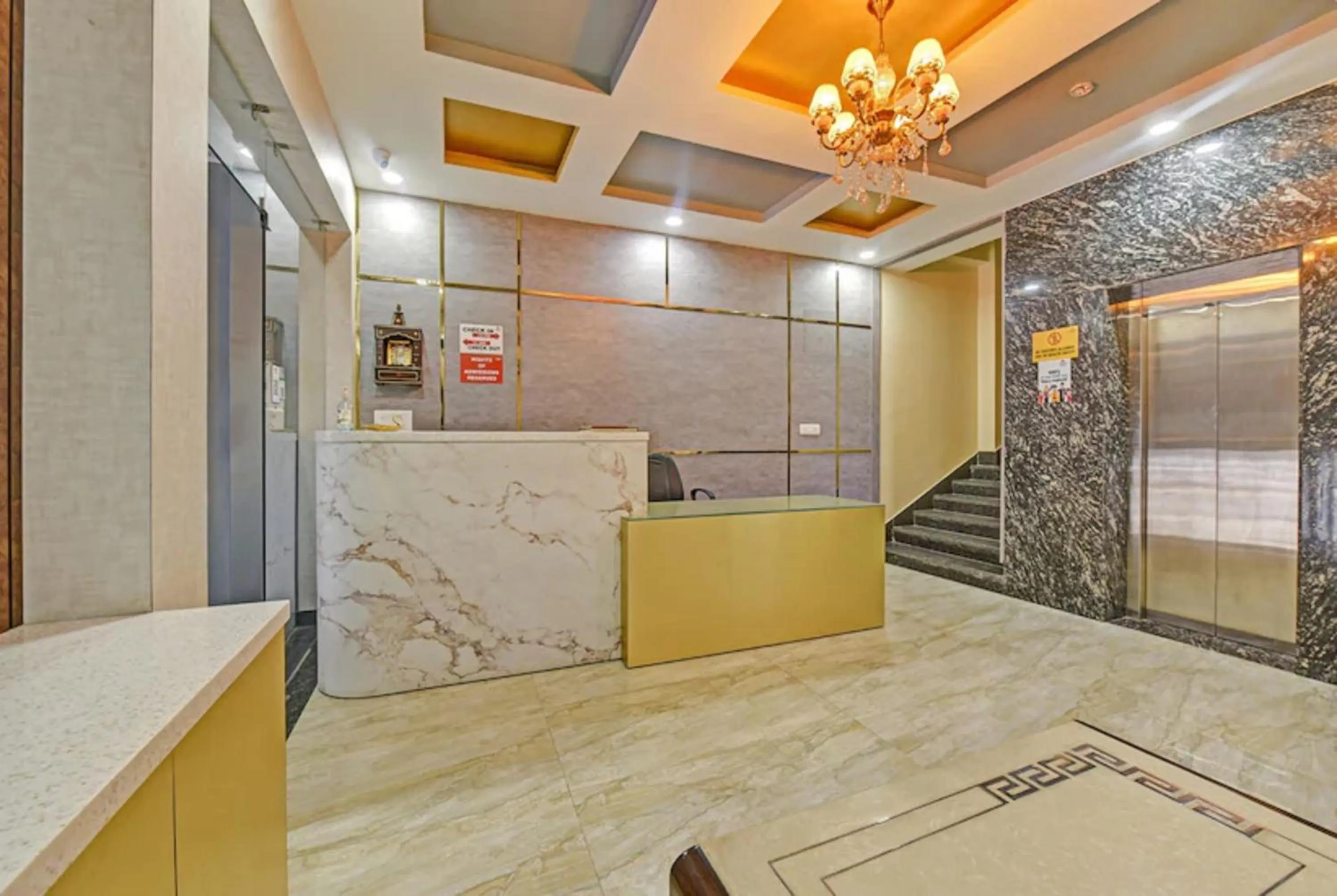 Lobby or reception in Hotel King's Turban