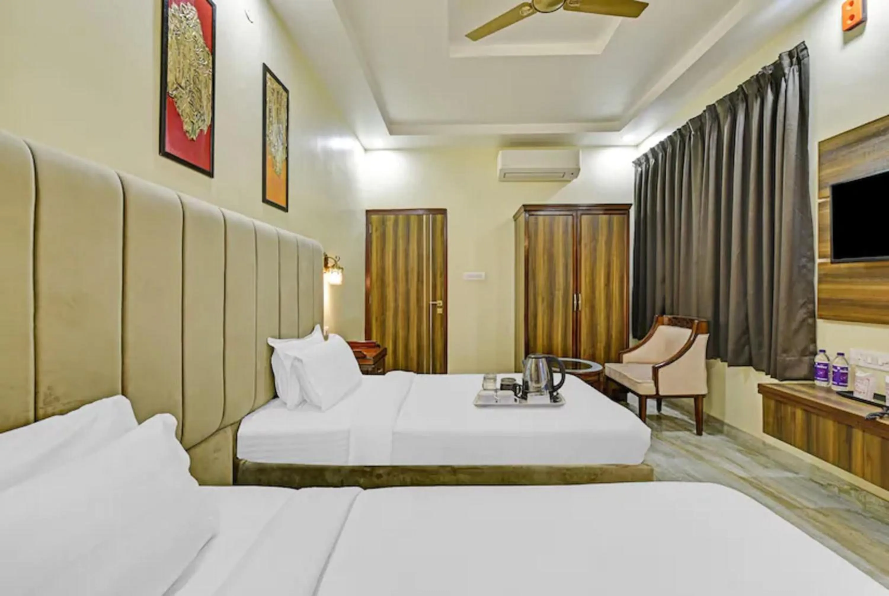 Bed in Hotel King's Turban