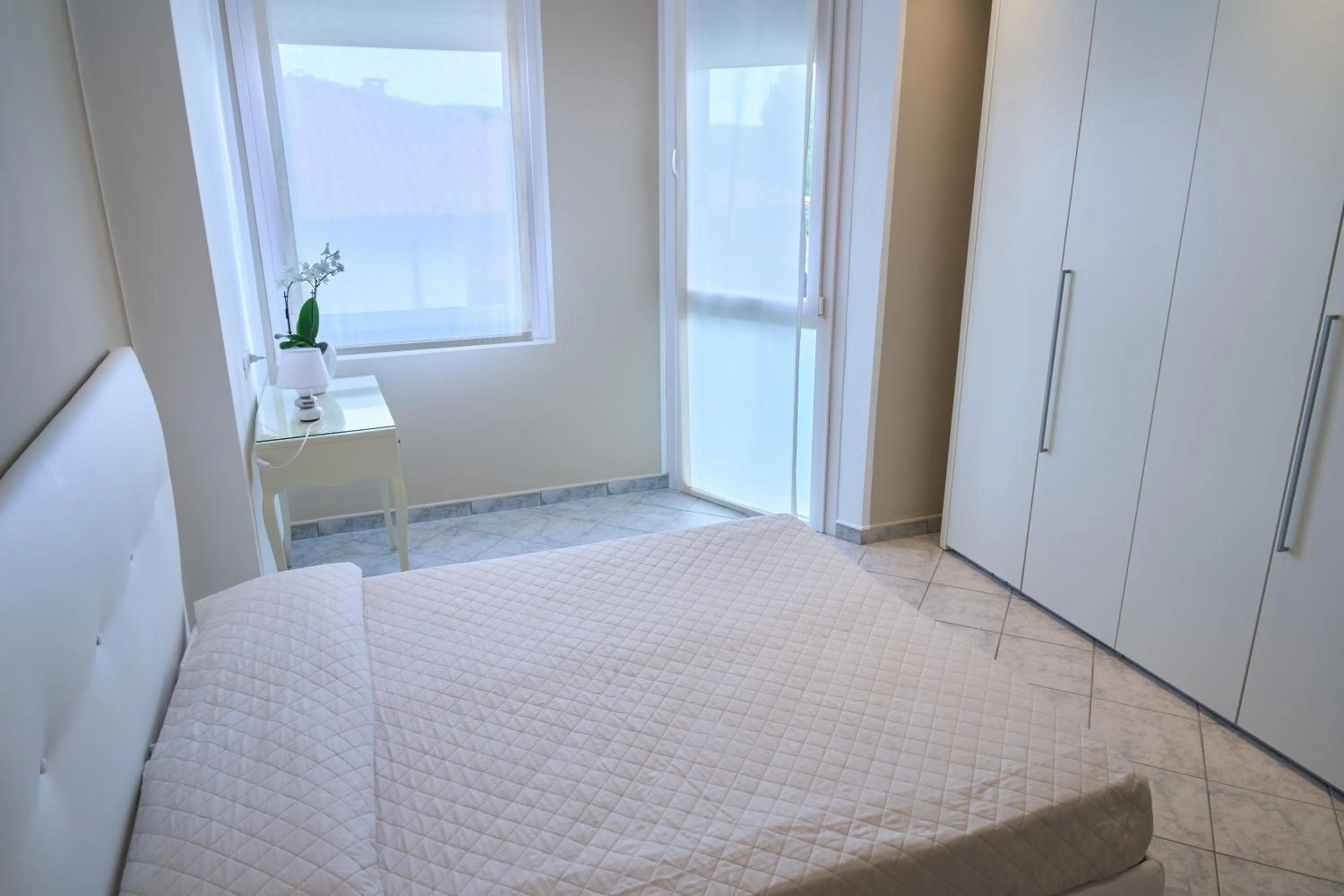 Bedroom, Bed in Hotel Viña del Mar Pineta