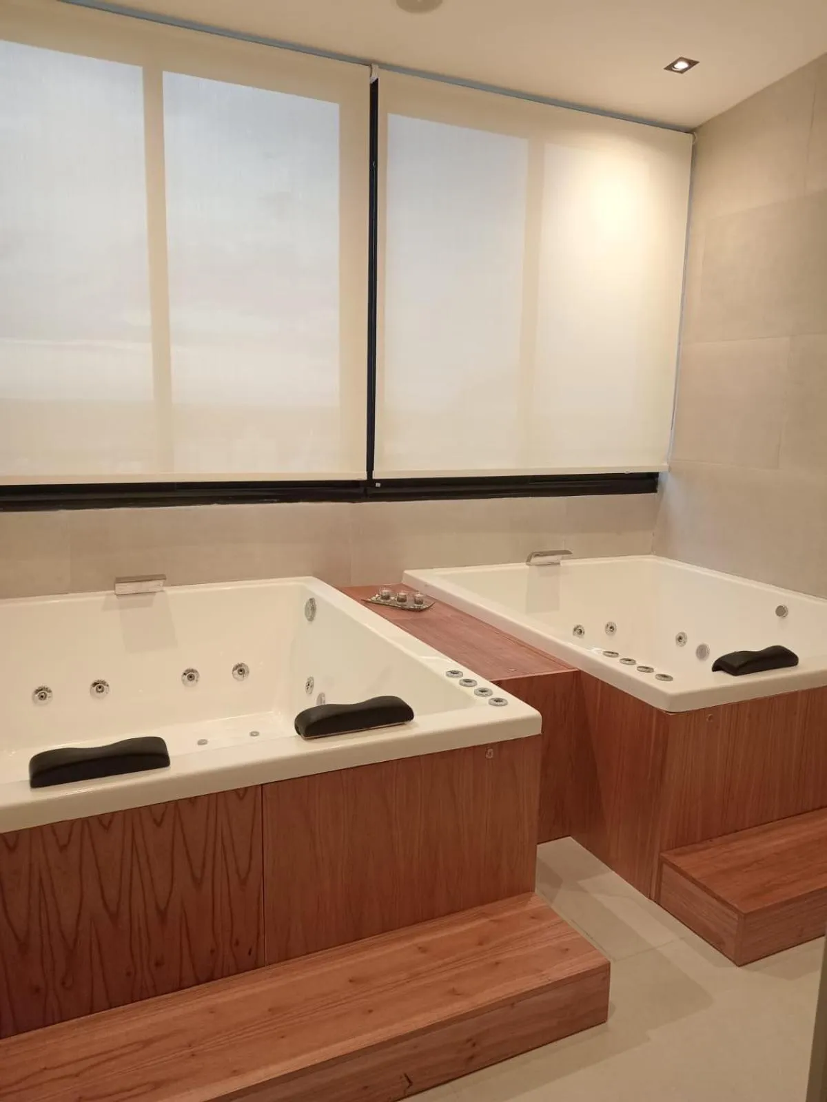 Hot Tub in Ramada Plaza by Wyndham Tucuman
