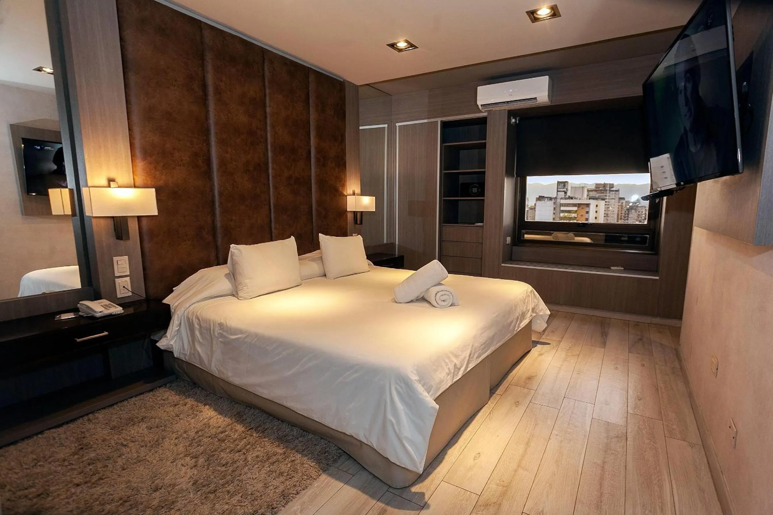 Photo of the whole room, Bed in Ramada Plaza by Wyndham Tucuman