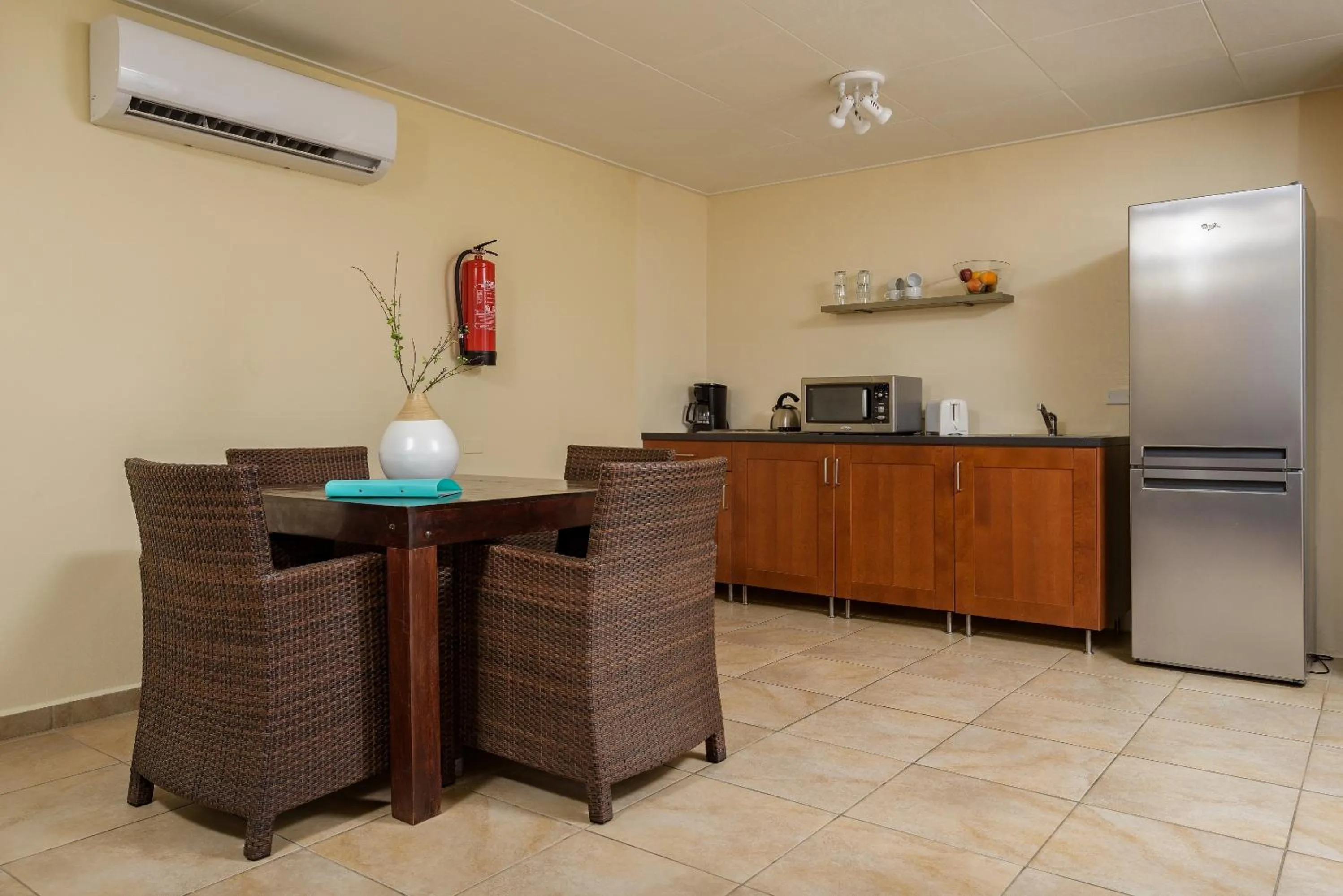 Coffee/tea facilities in Buddy Dive Resort