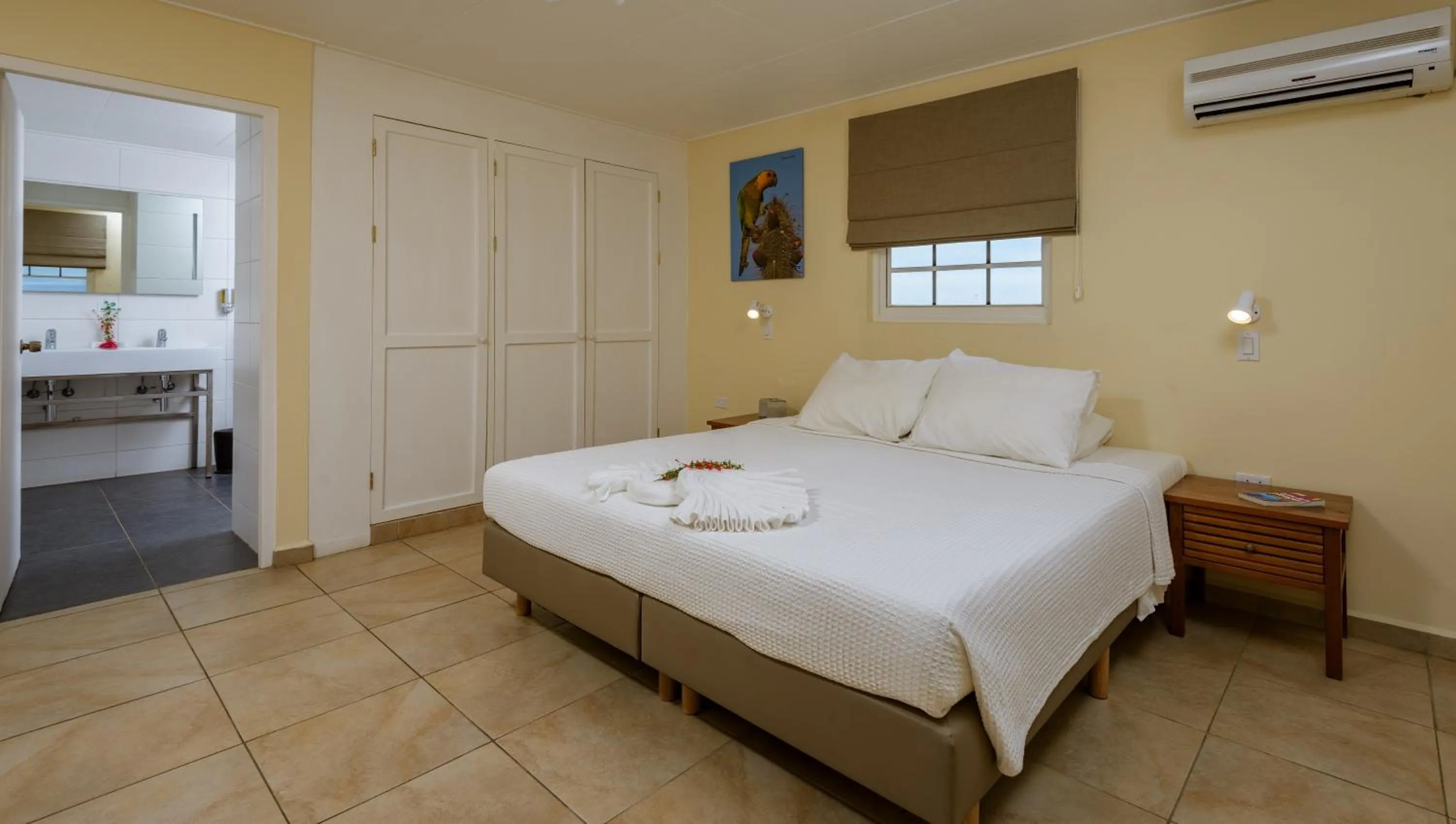 Bed in Buddy Dive Resort