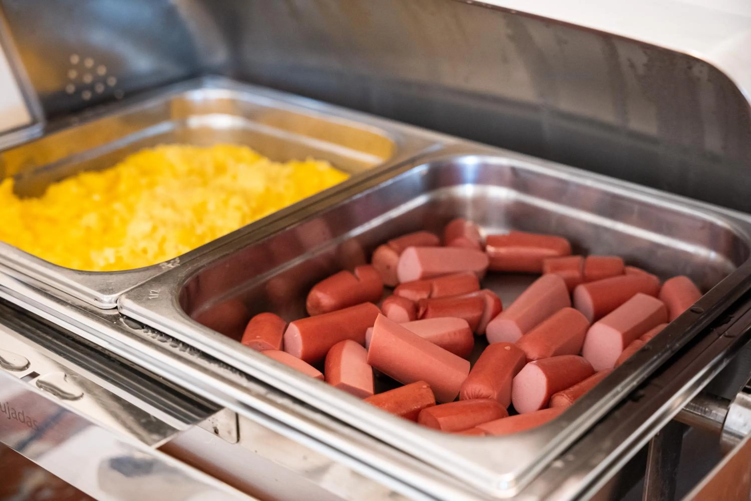 Breakfast in Hotel Mecenate Palace