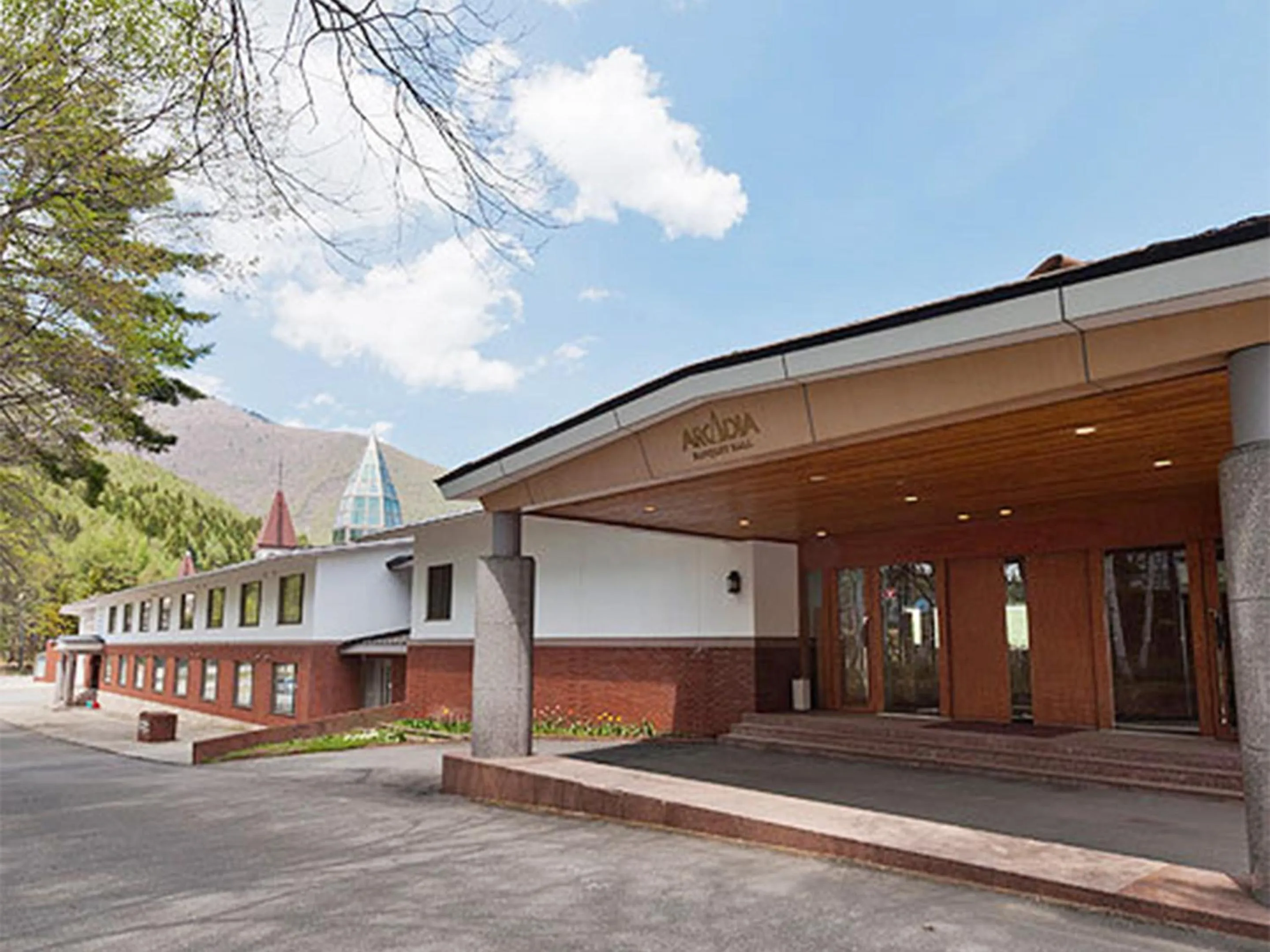 Property building in Arcadia