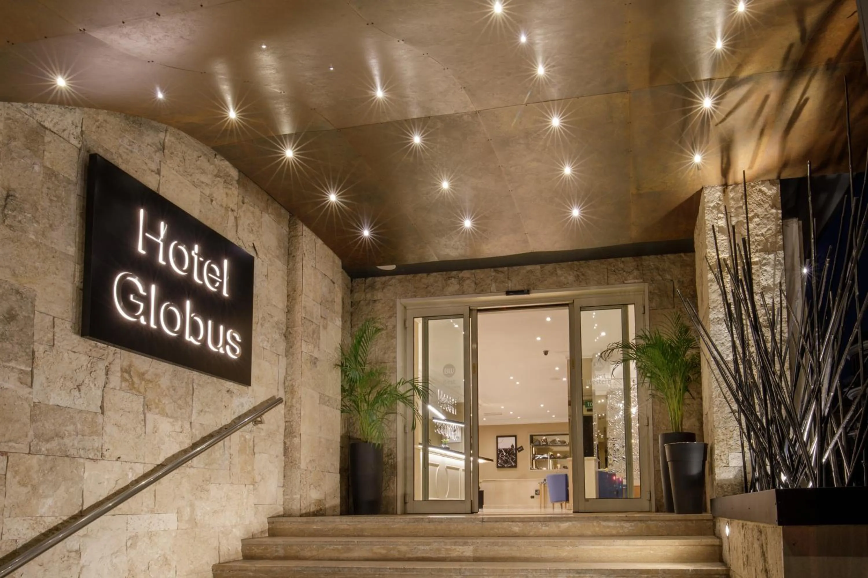 Property building in Best Western Hotel Globus