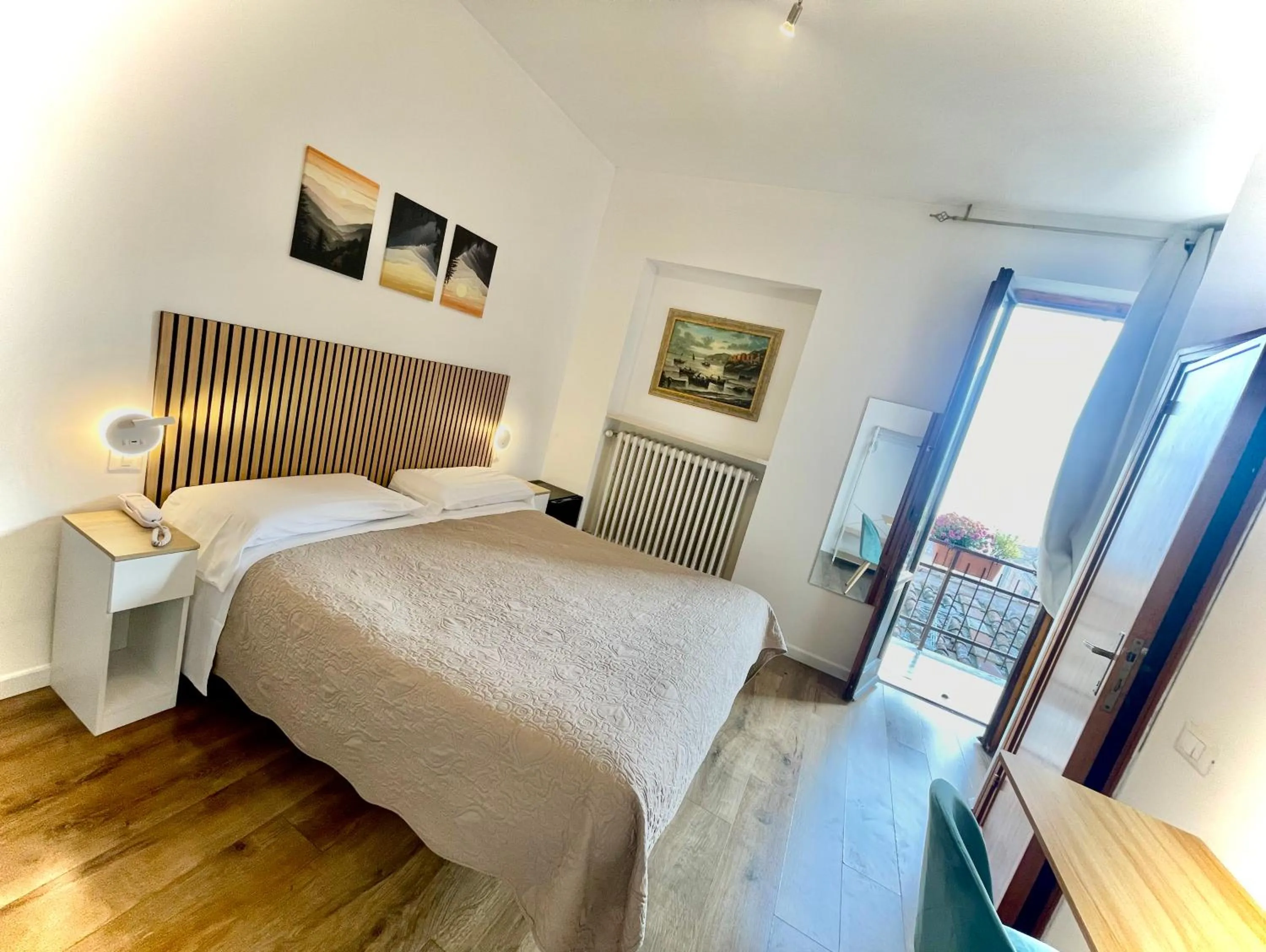 Bed in Hotel S. Ercolano