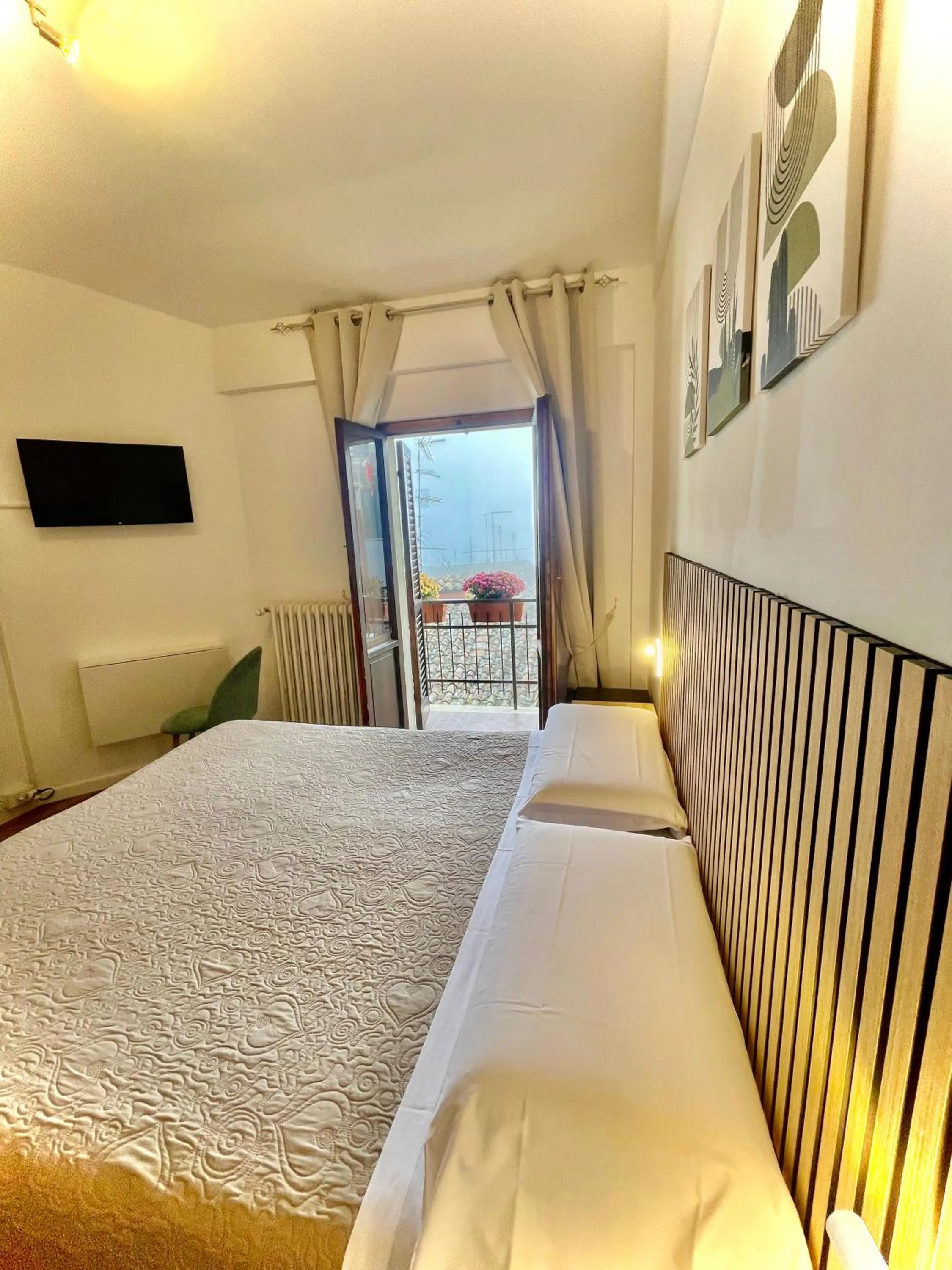 Bed in Hotel S. Ercolano