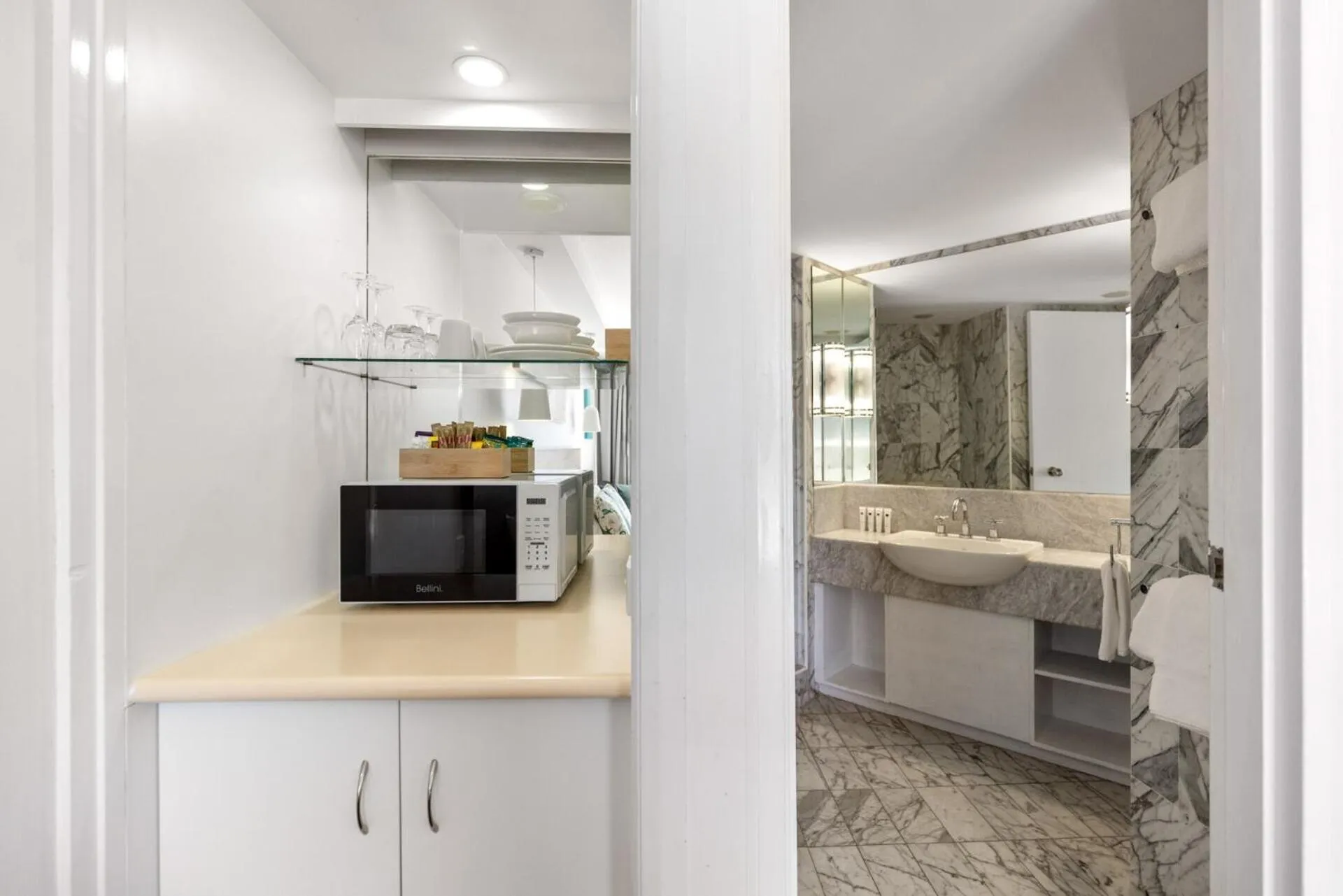 Bathroom in Charlesworth Bay Beach Resort