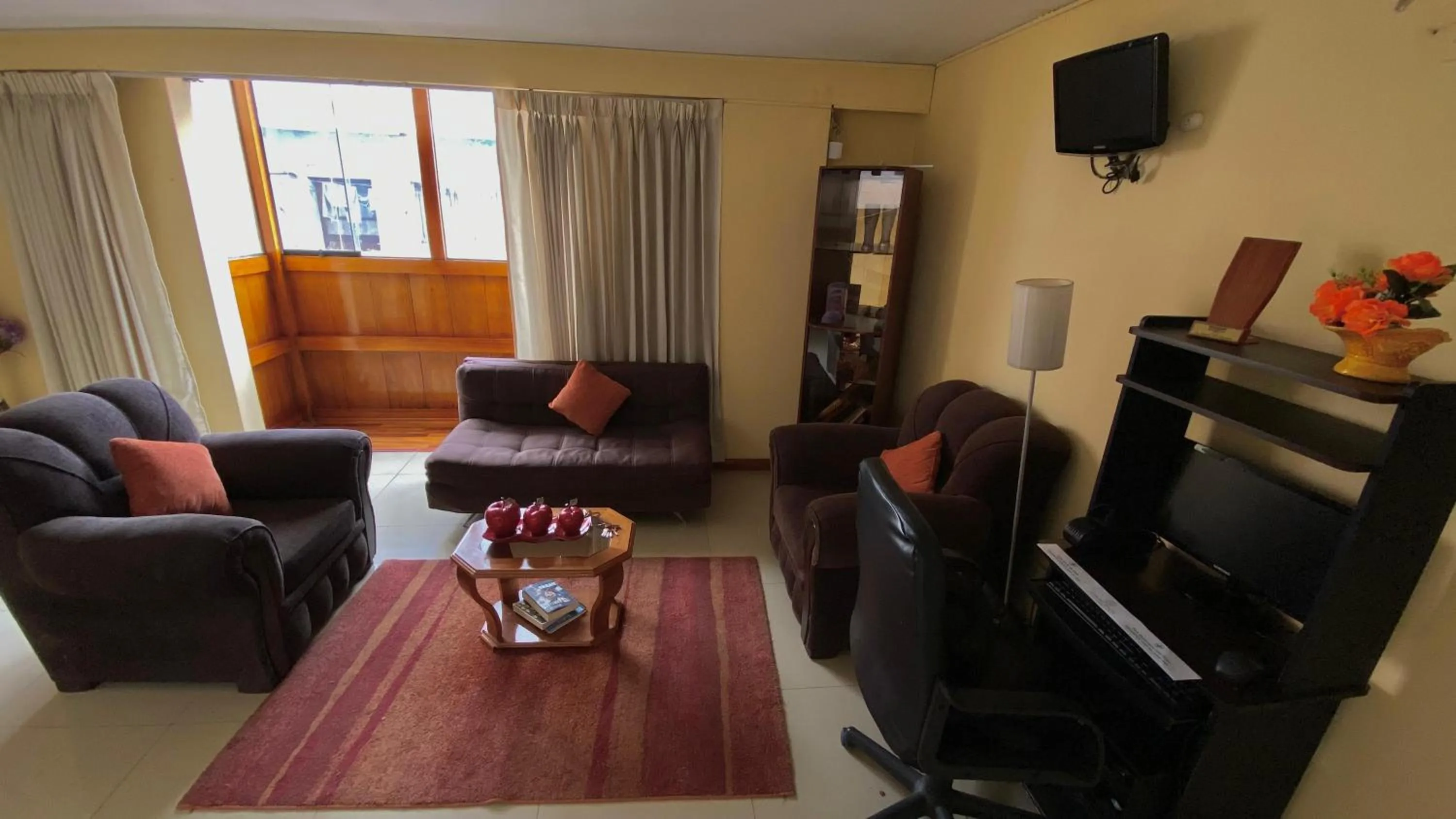 Seating area in Casona Plaza Hotel Centro