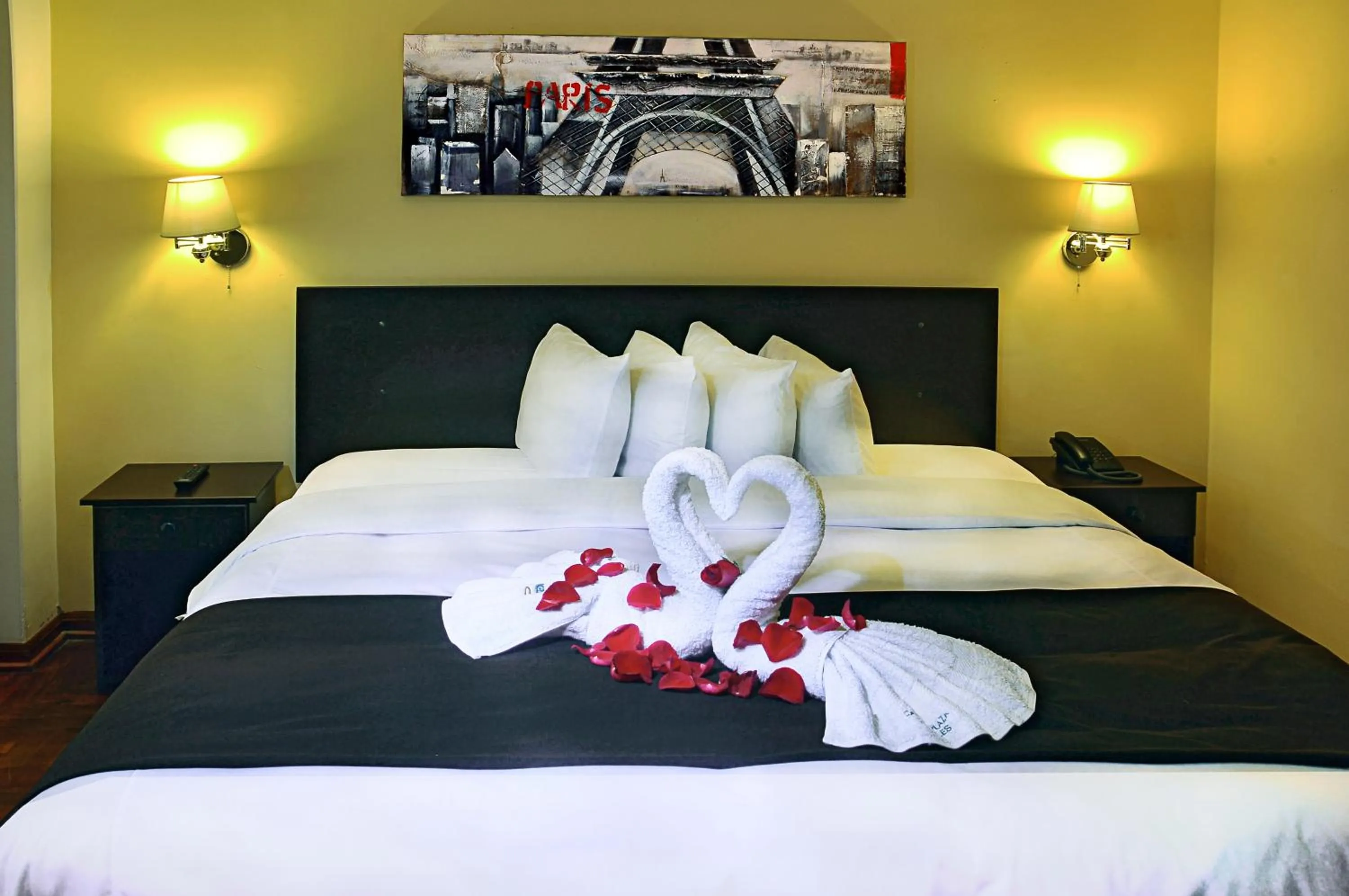 Bedroom, Bed in Casona Plaza Hotel Centro