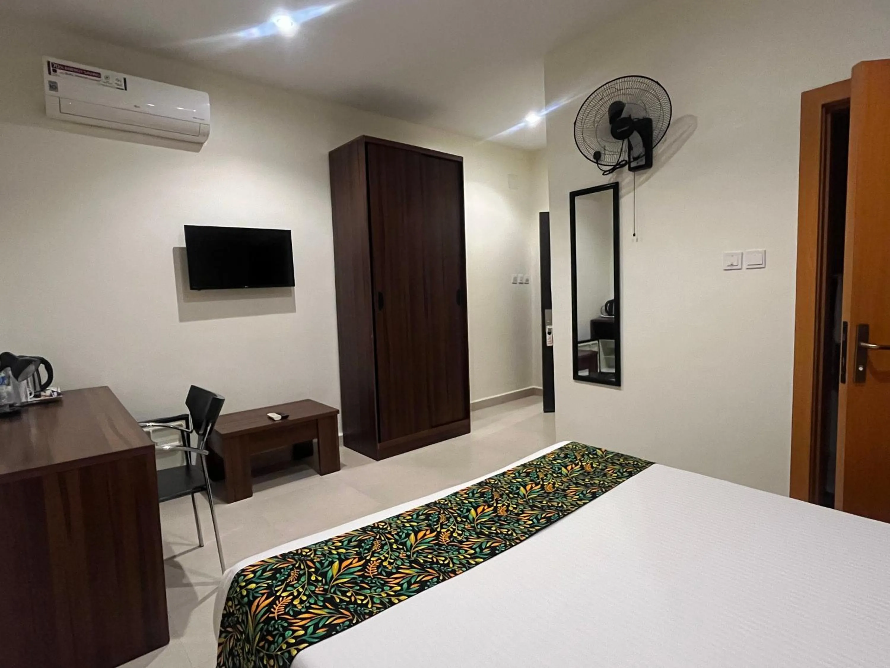 Bed in Adis Hotels Prime