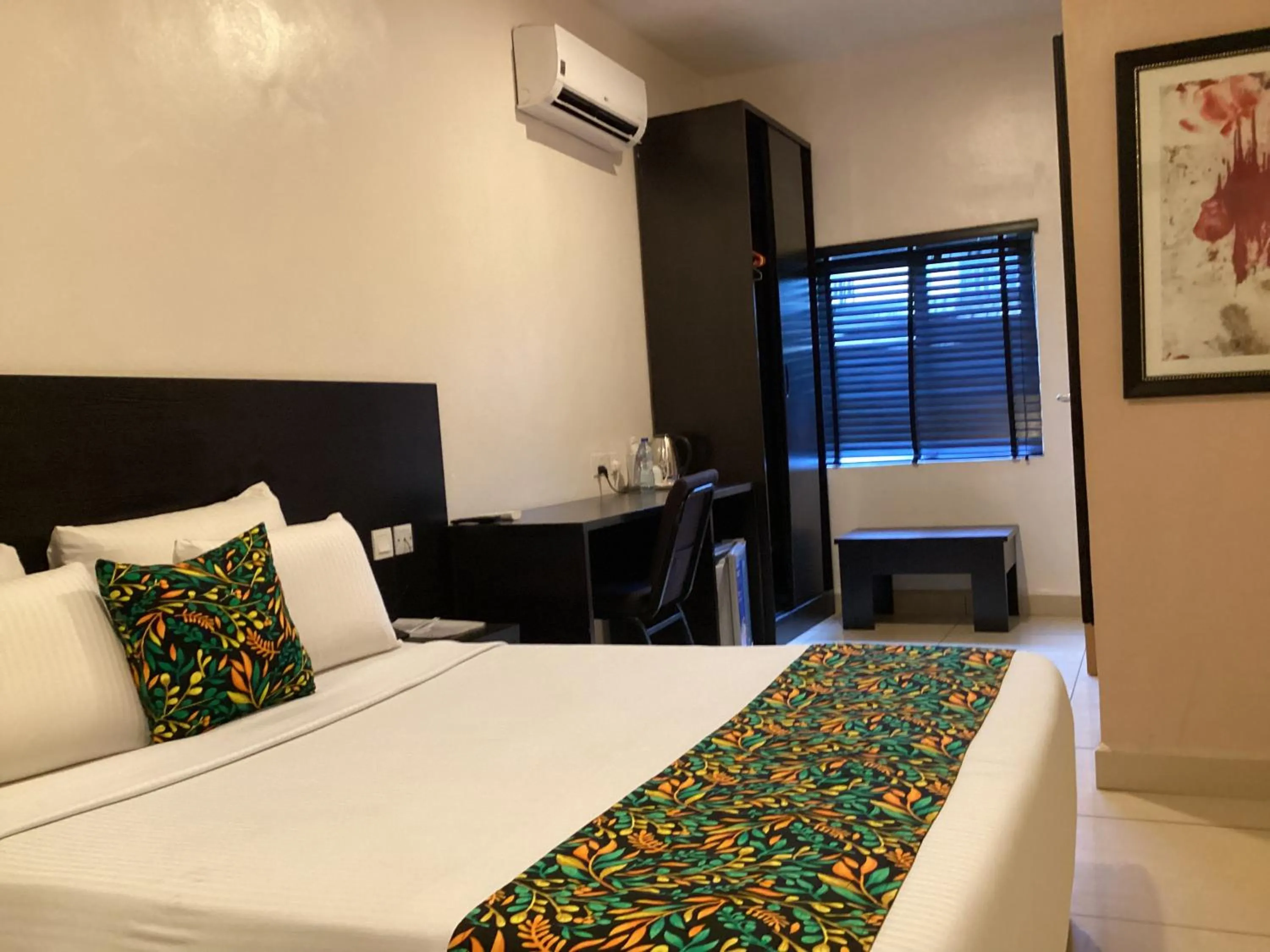 Bed in Adis Hotels Prime