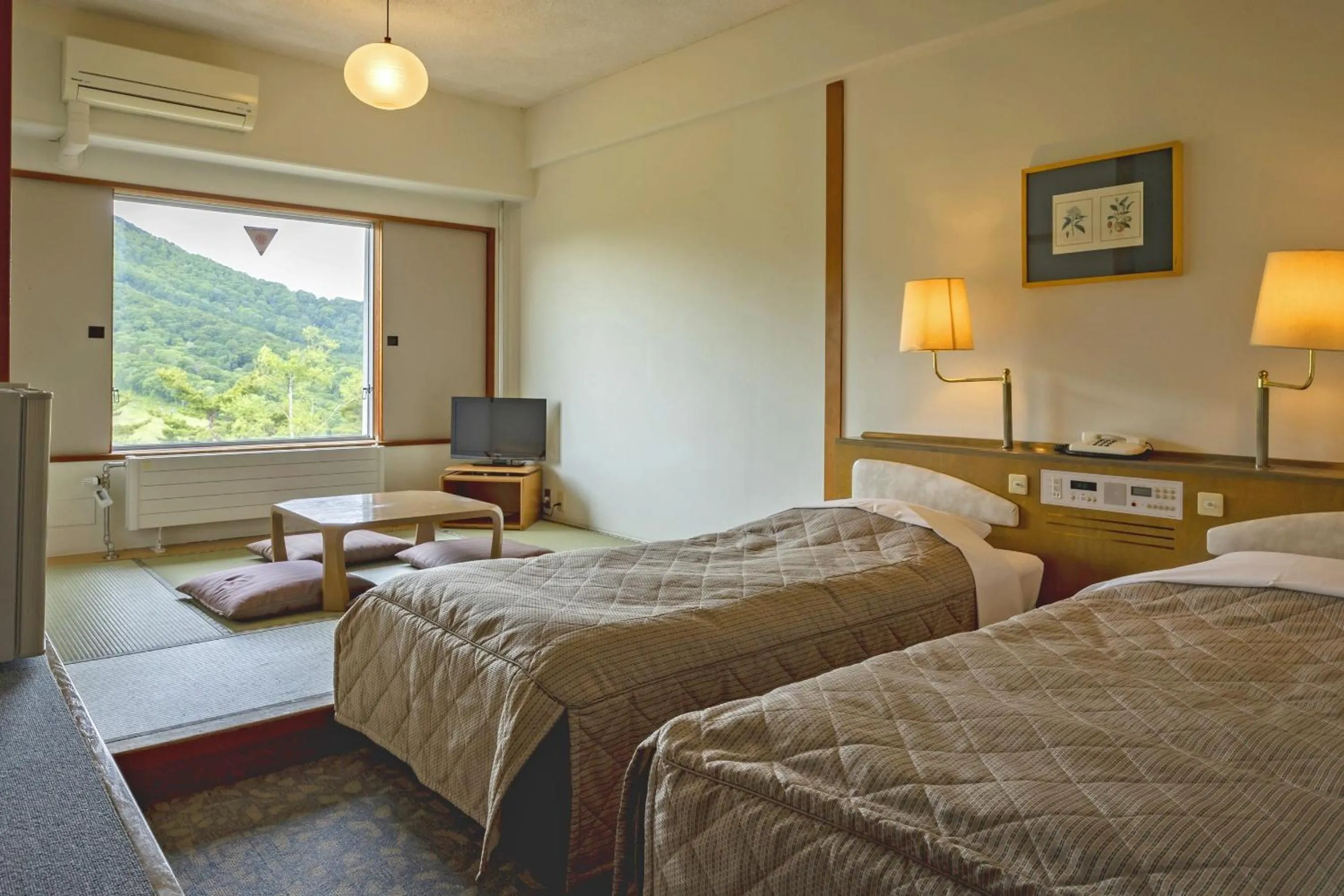Bed in Madarao Kogen Hotel