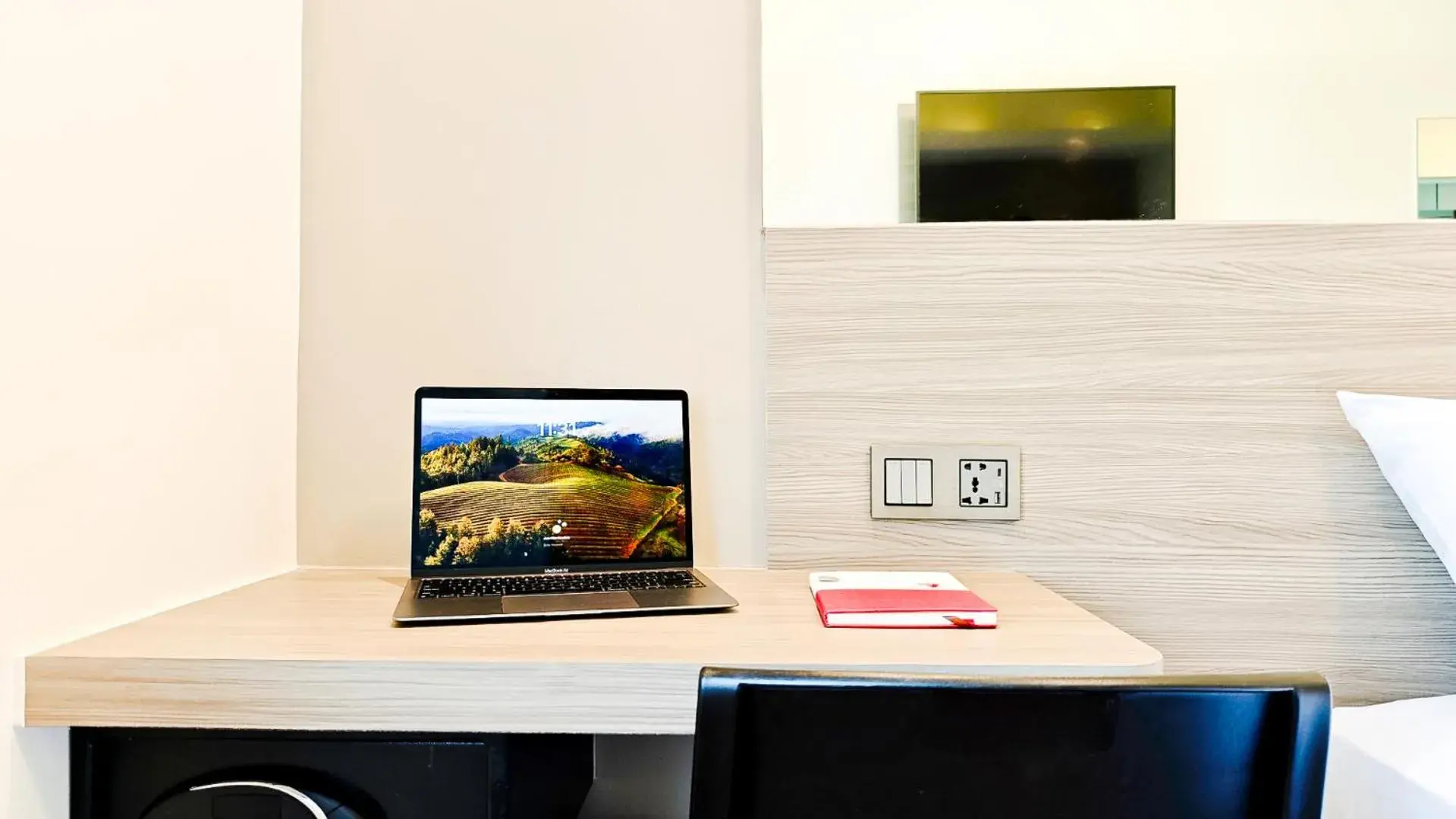 Superior Double Room in Red Planet Davao Superior Double Room in Red Planet Davao