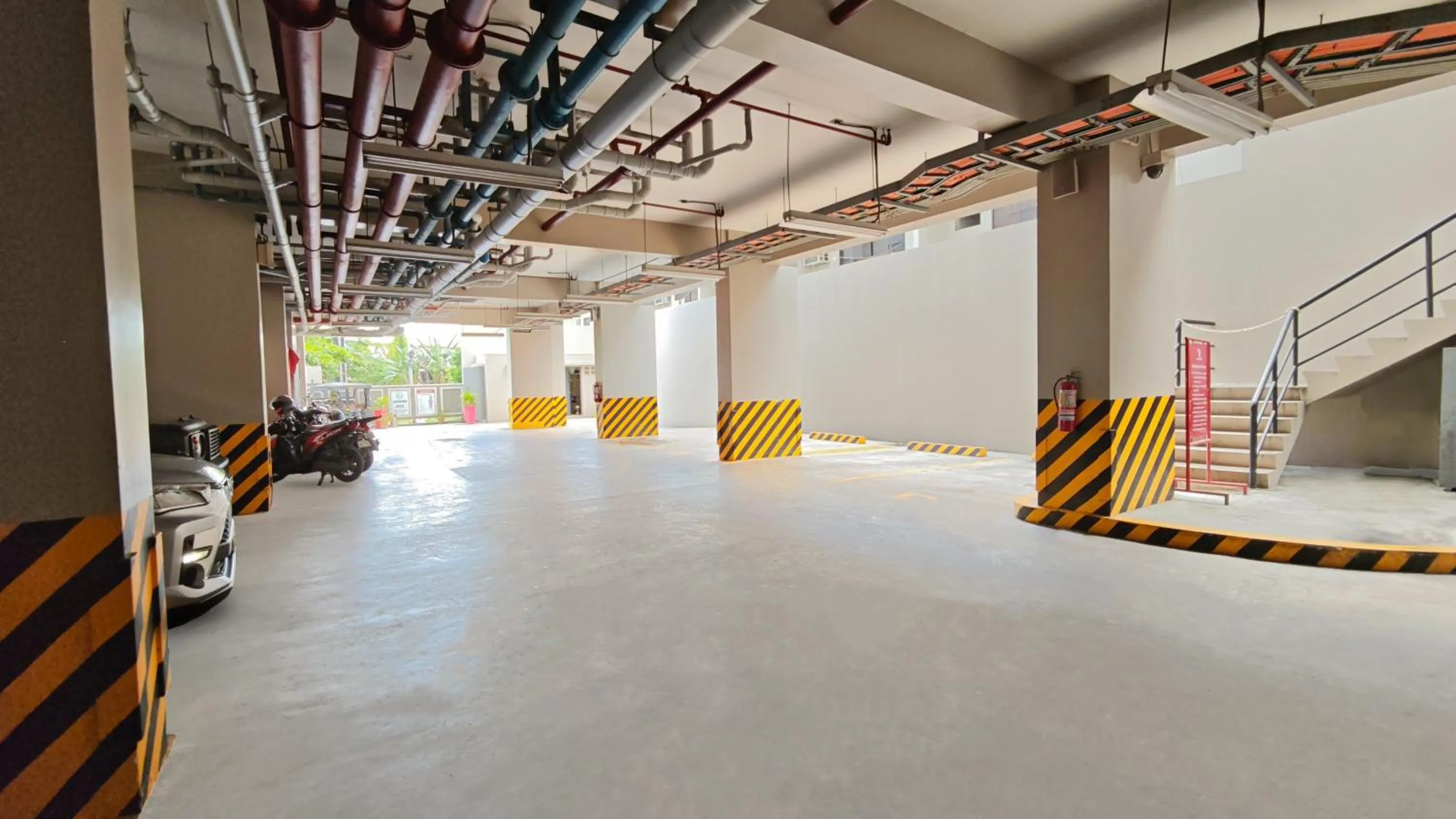 Parking in Red Planet Davao