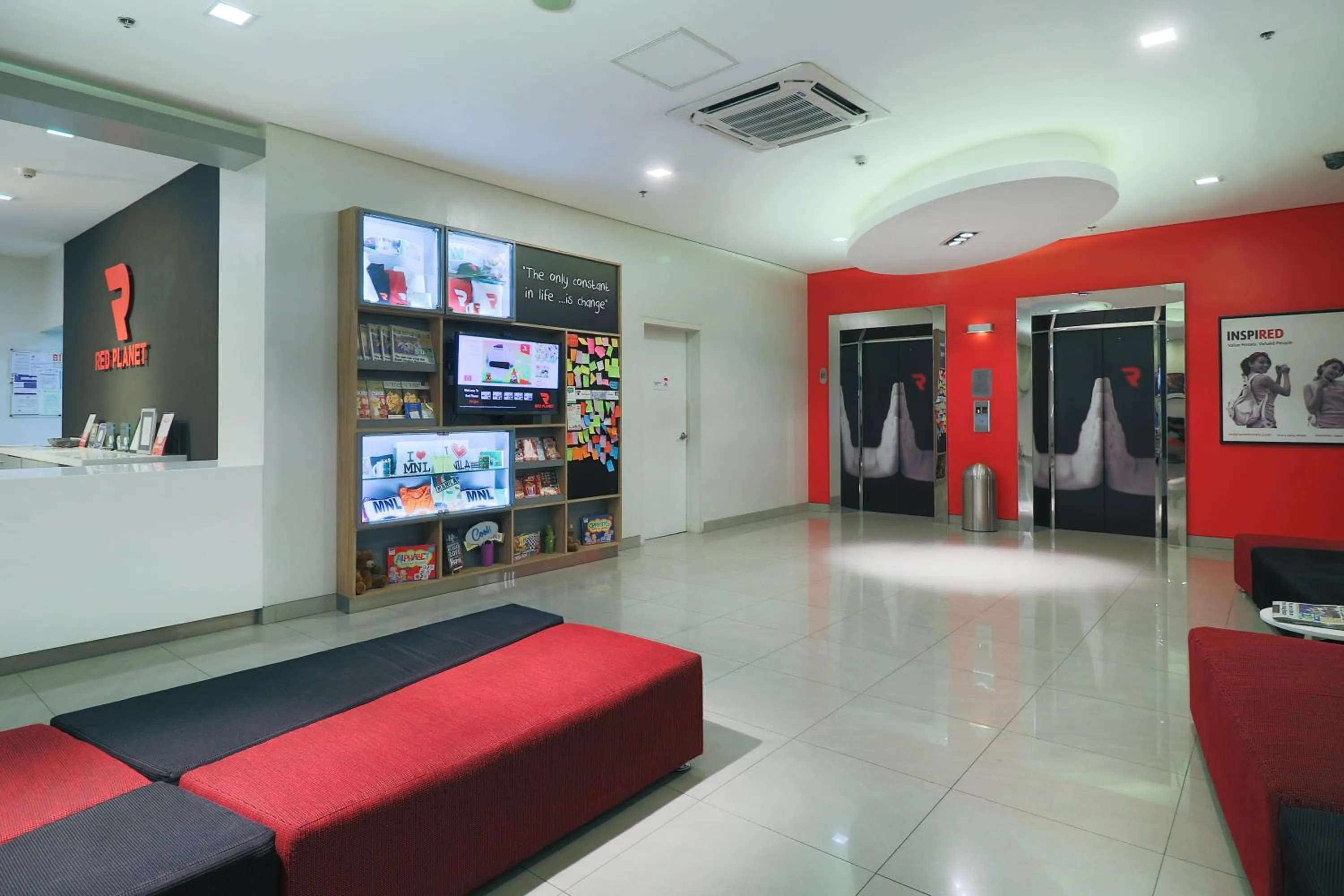 Lobby or reception in Red Planet Ortigas