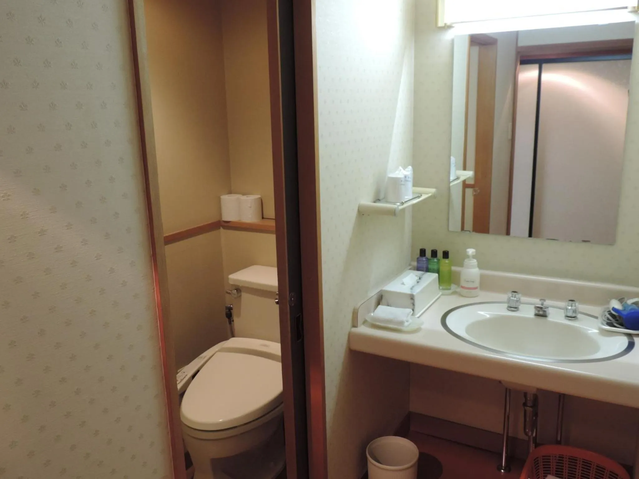 Bathroom in Harataki