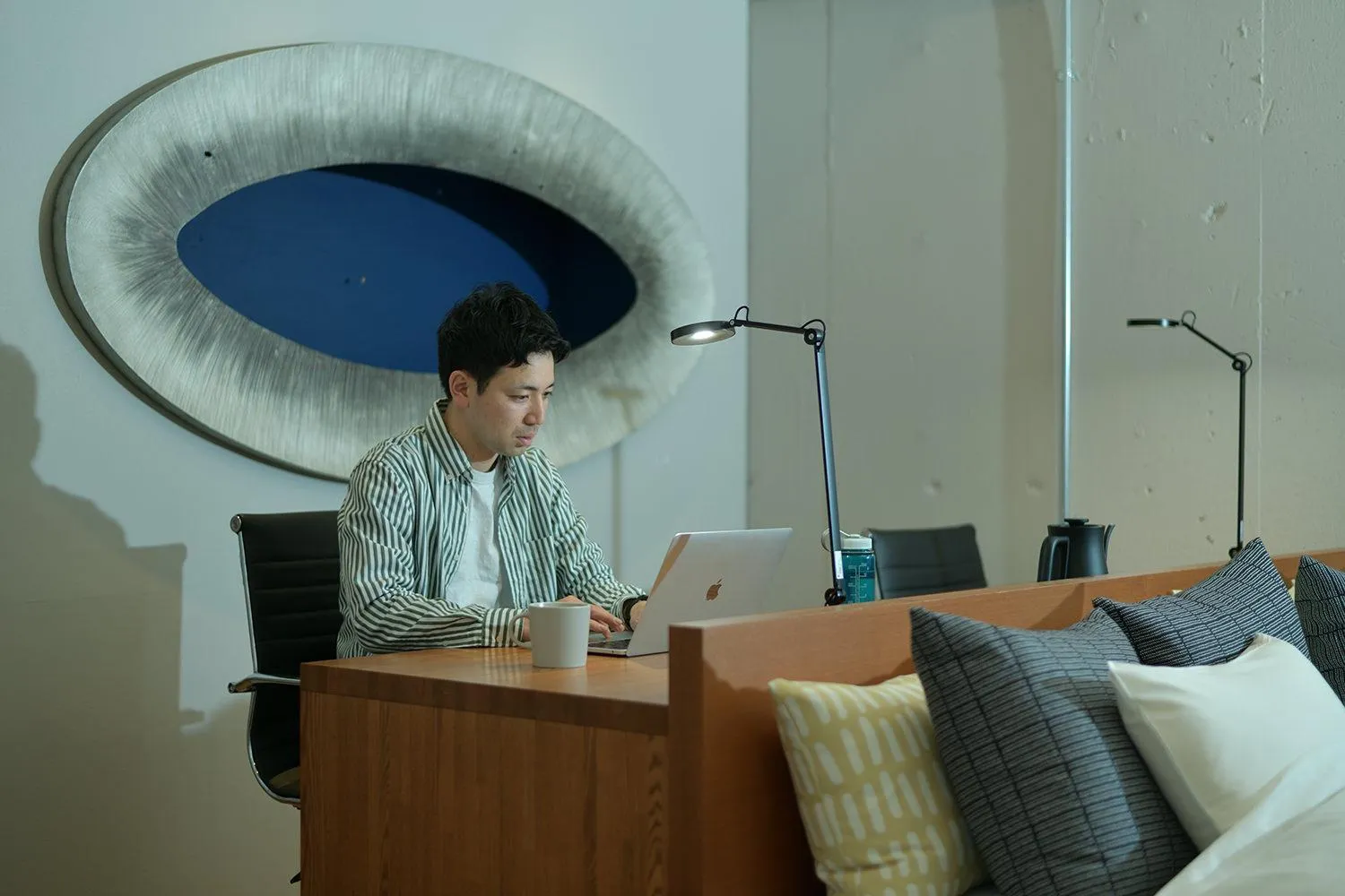 People in Shin Toji Hotel Lulud