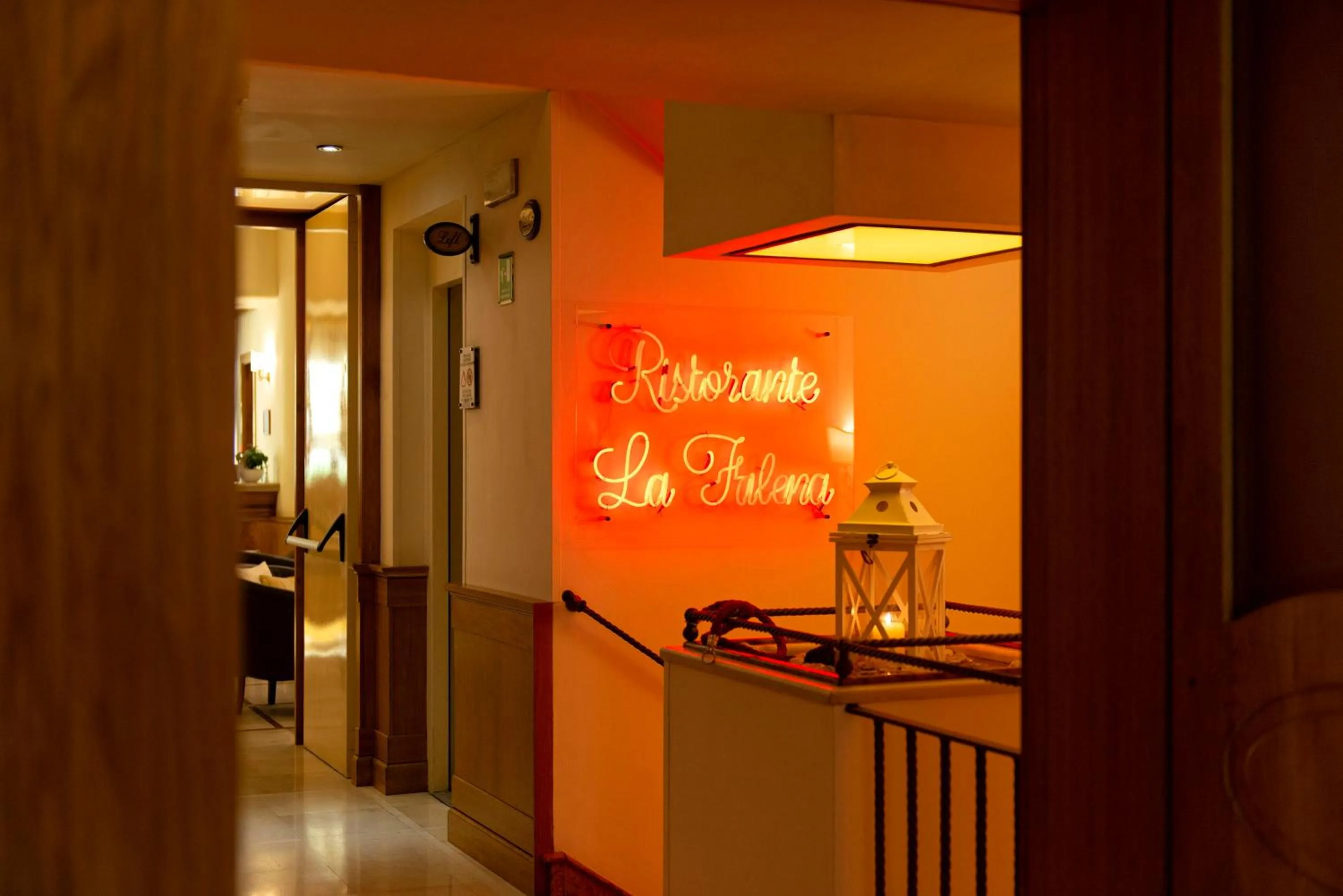 Restaurant/places to eat in Grand Hotel Europa & Restaurant