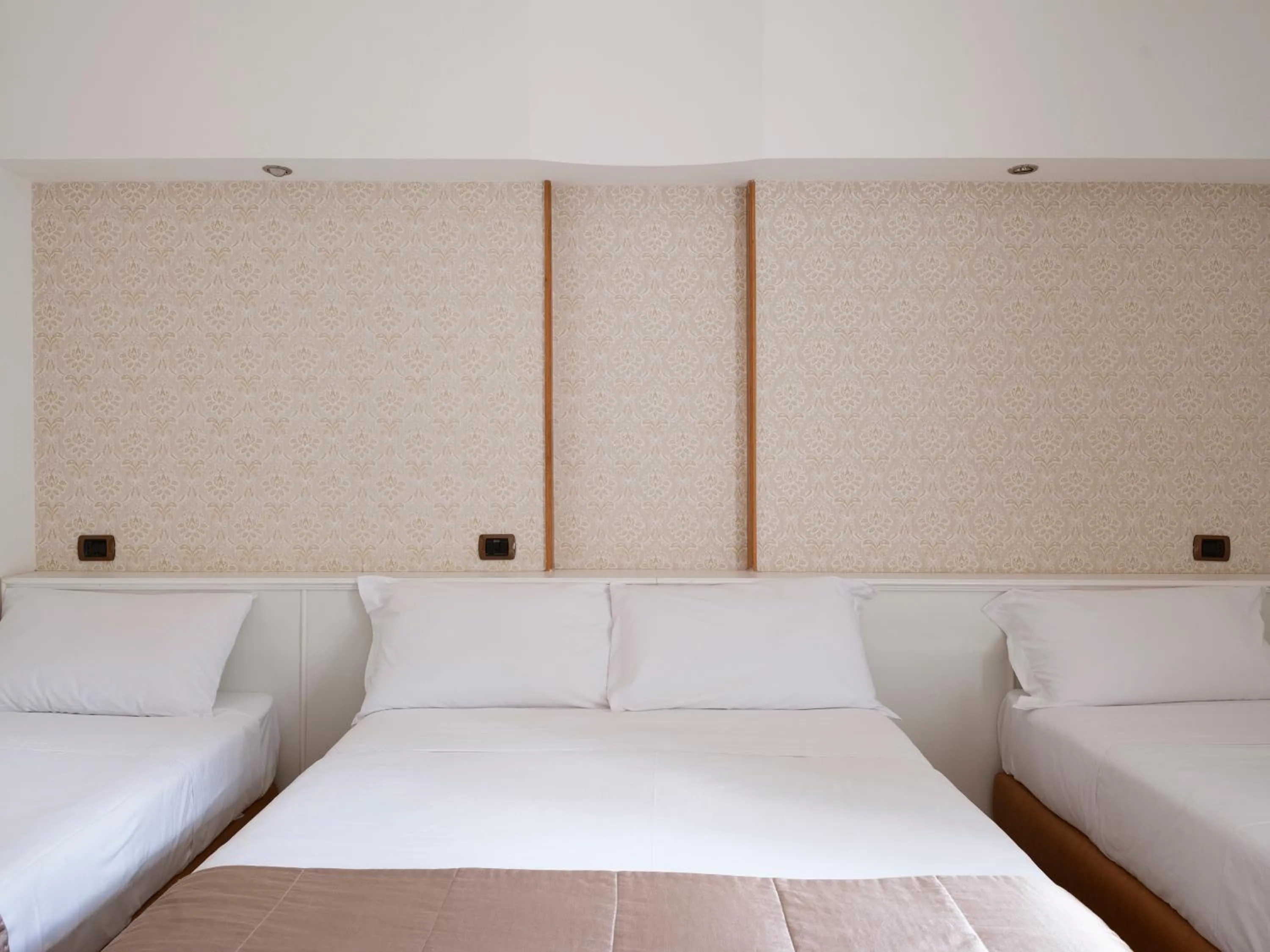 Bed in Grand Hotel Europa & Restaurant