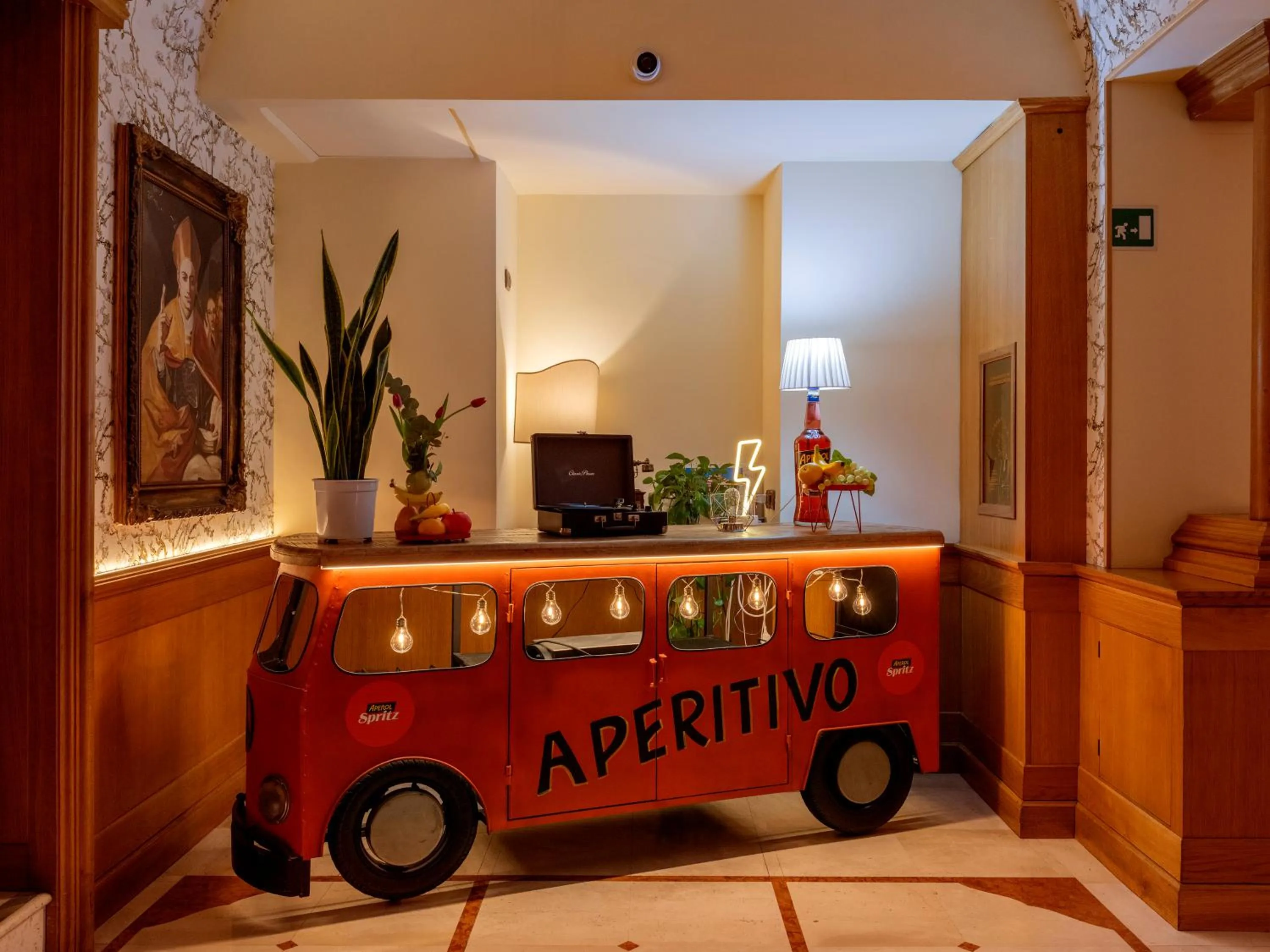 Lounge or bar in Grand Hotel Europa & Restaurant