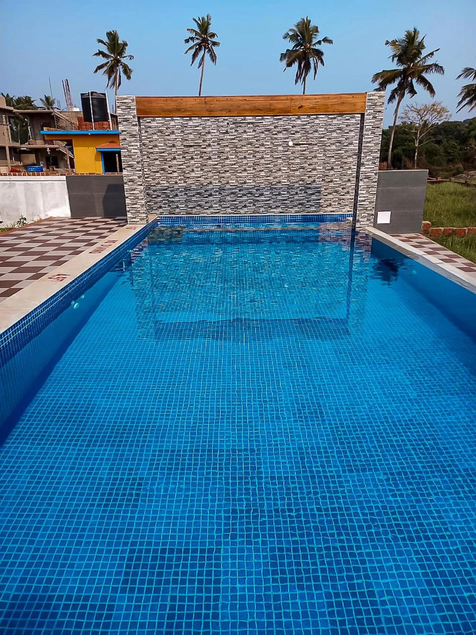 Day in Rofinos Cottages