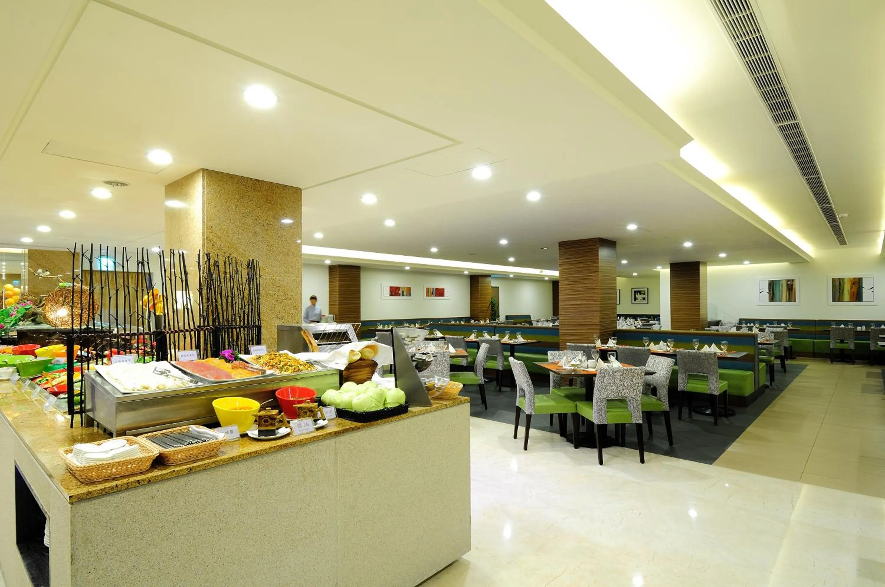 Restaurant/places to eat in Hoya Resort Hotel