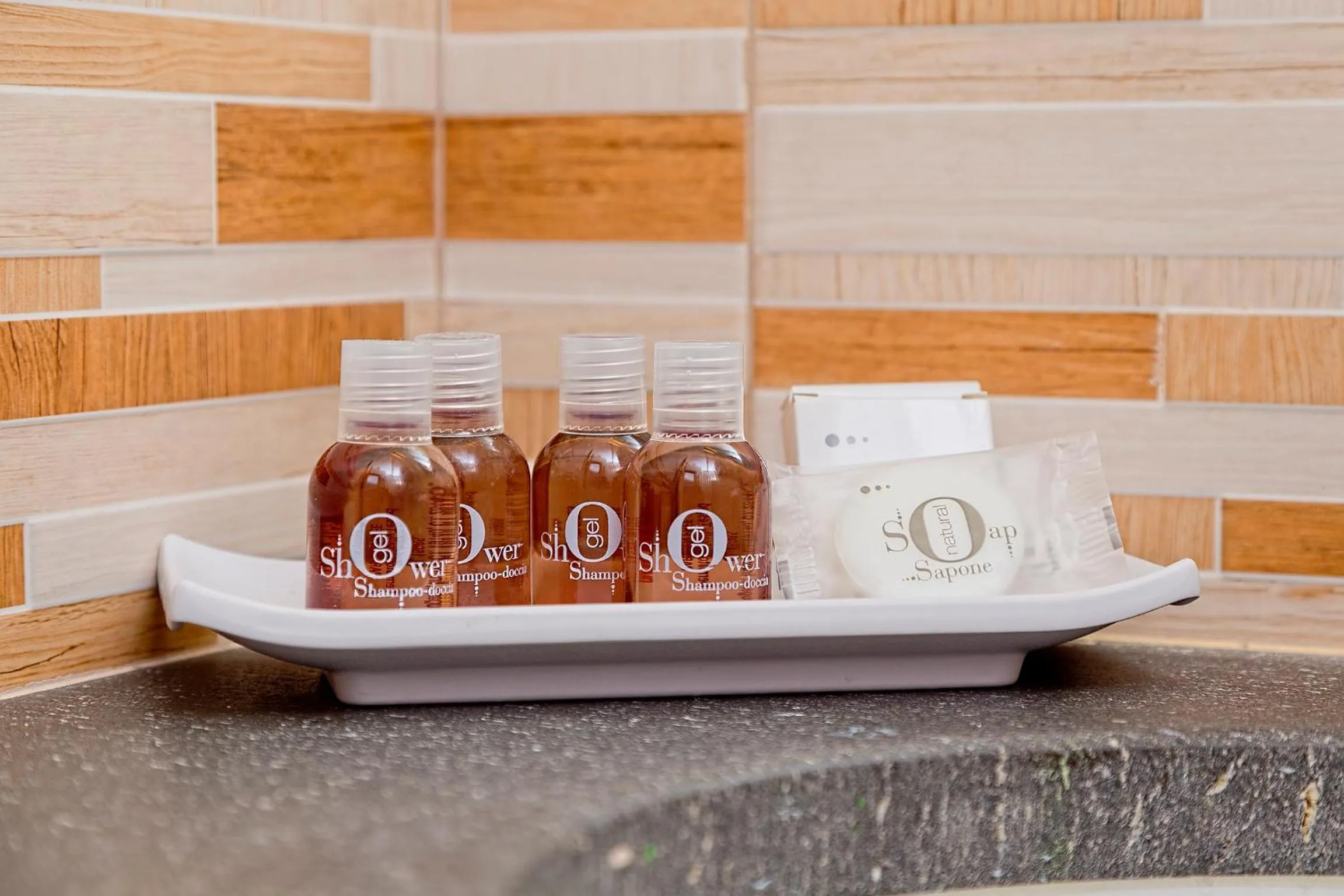 Bathroom in Airone Hotel