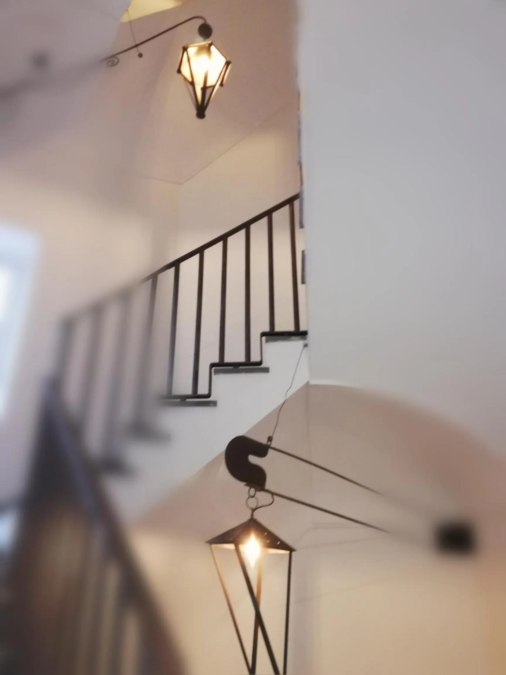 Text overlay in Airone Hotel