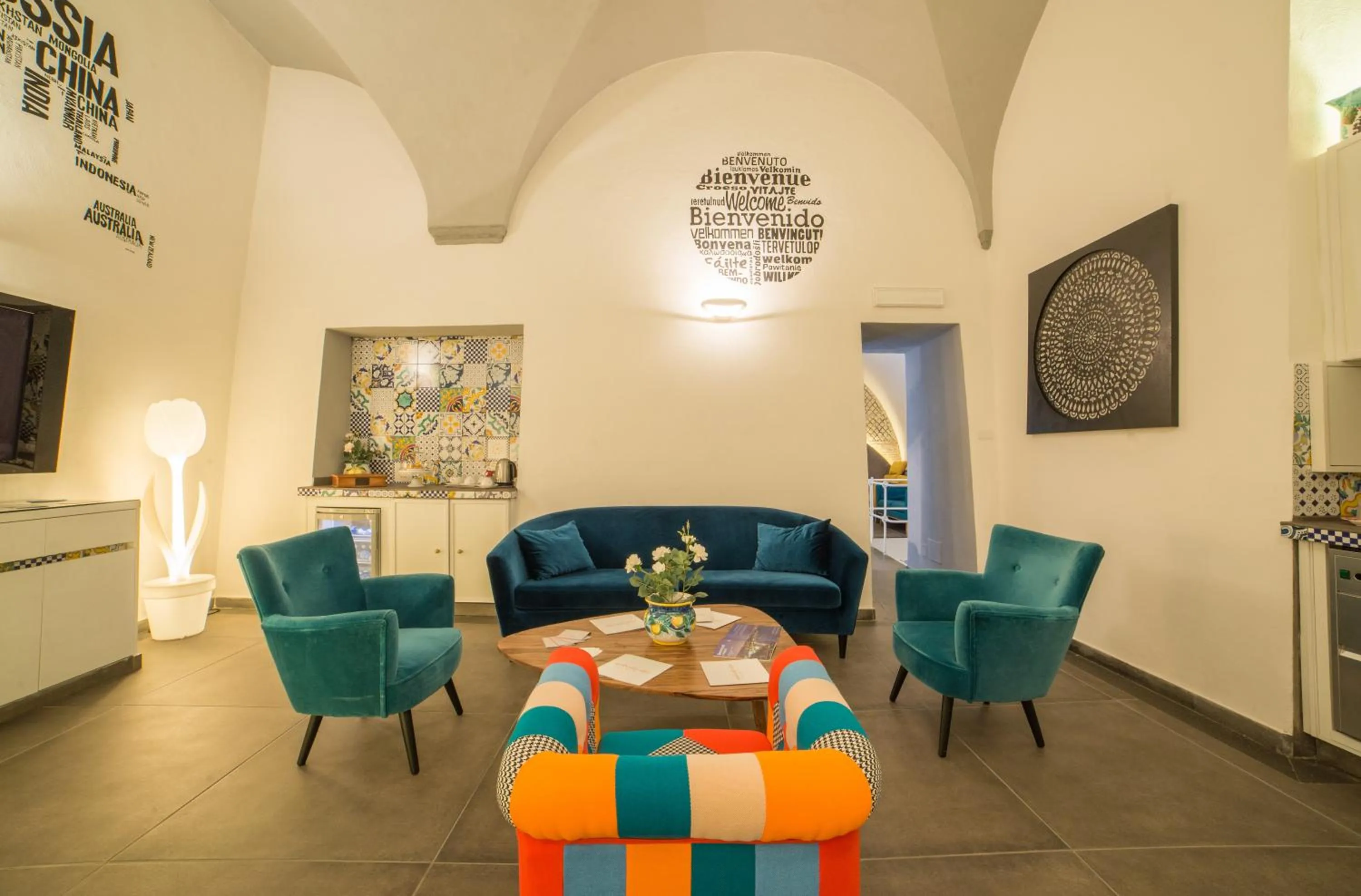 Communal lounge/ TV room in Airone Hotel