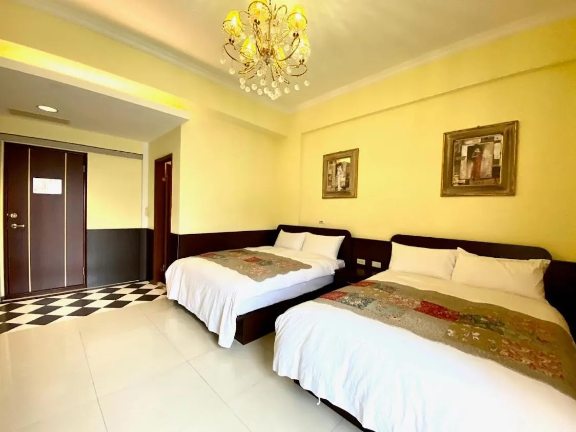 Bed in Ho Feng Private Hotel 電梯自助民宿