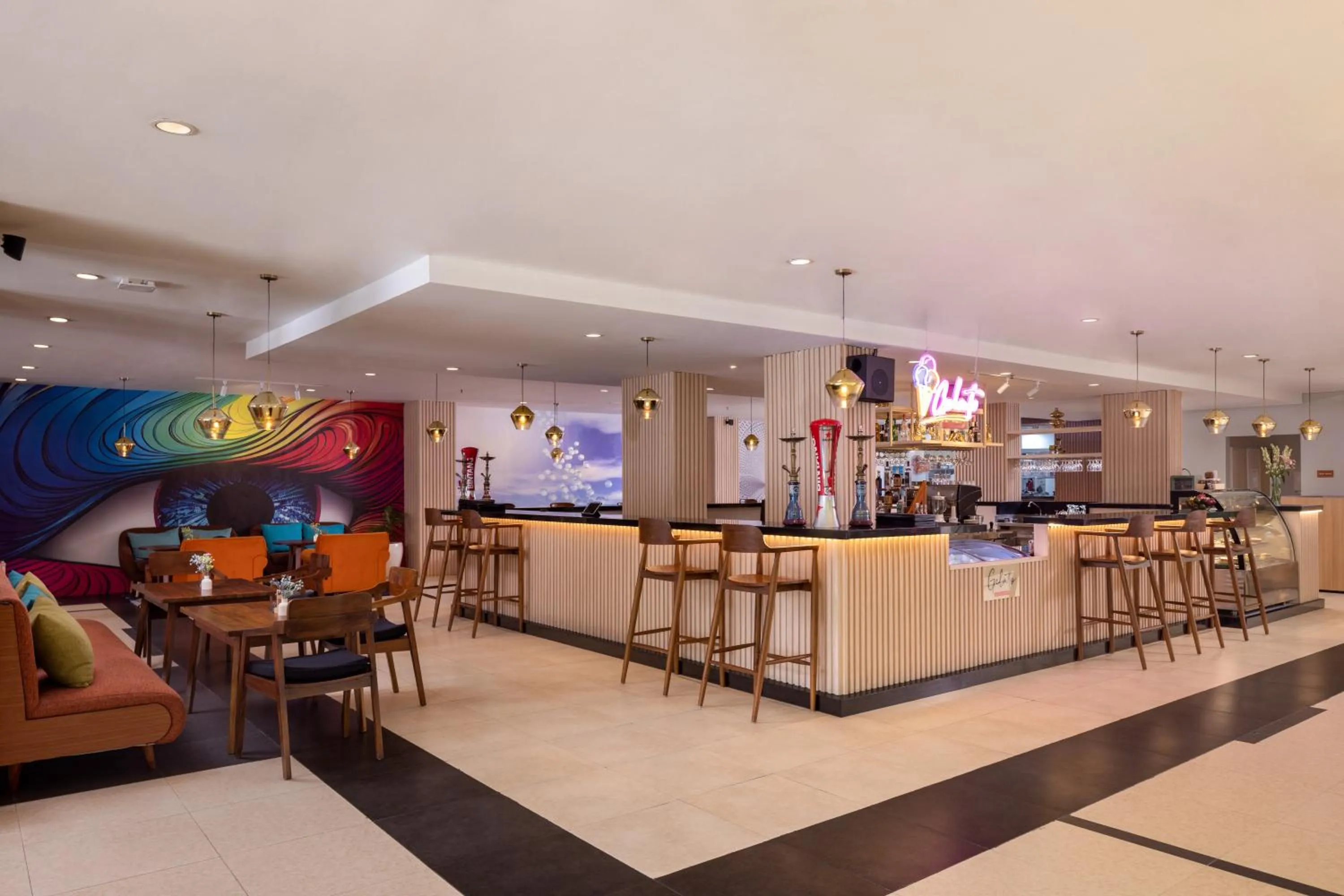 Restaurant/places to eat in J4 Hotels Legian