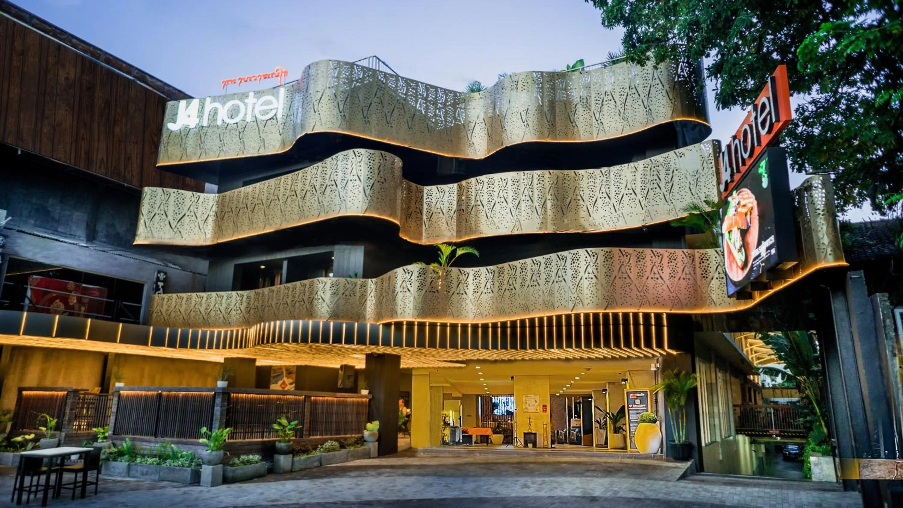 Property building in J4 Hotels Legian