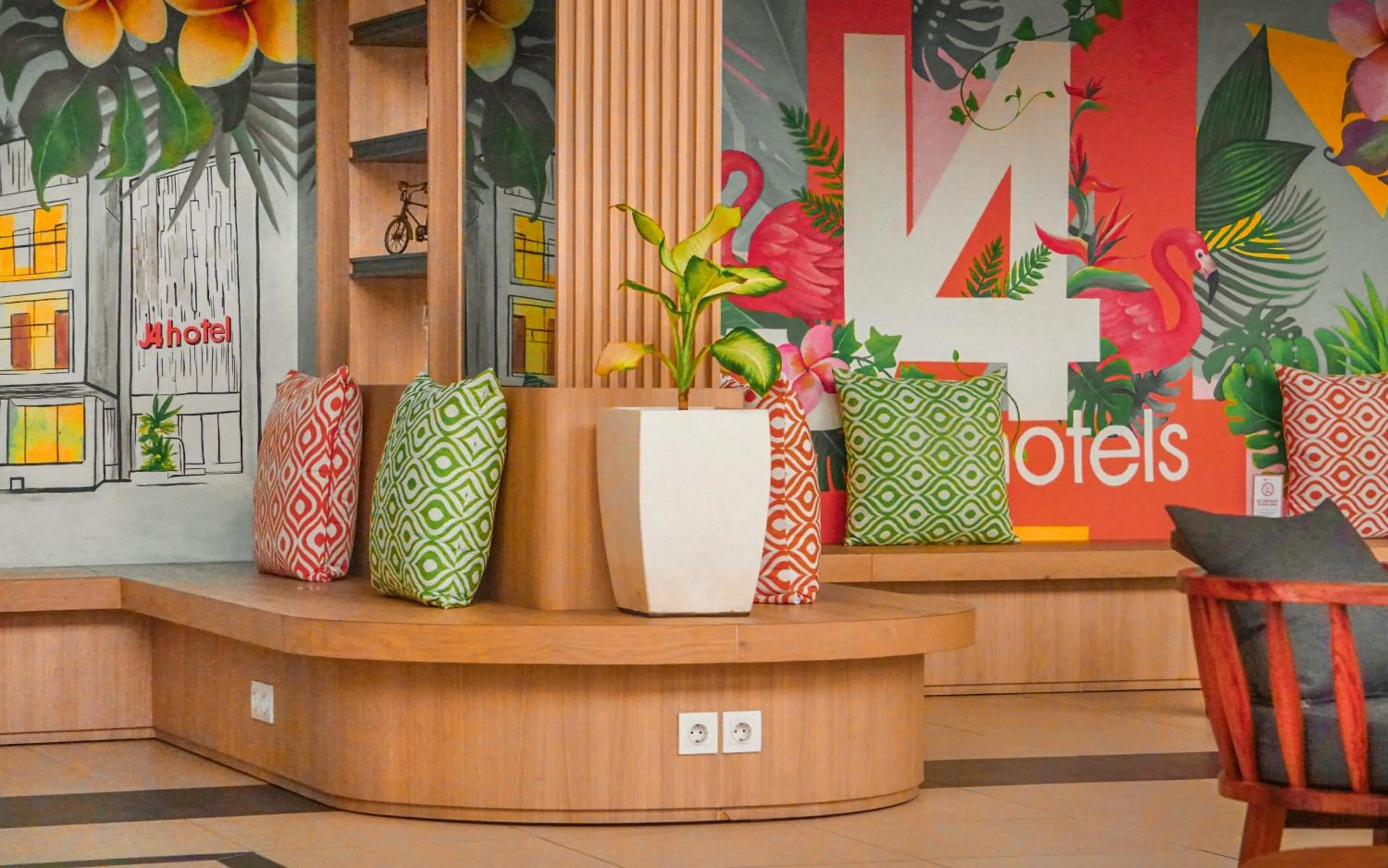 Area and facilities in J4 Hotels Legian