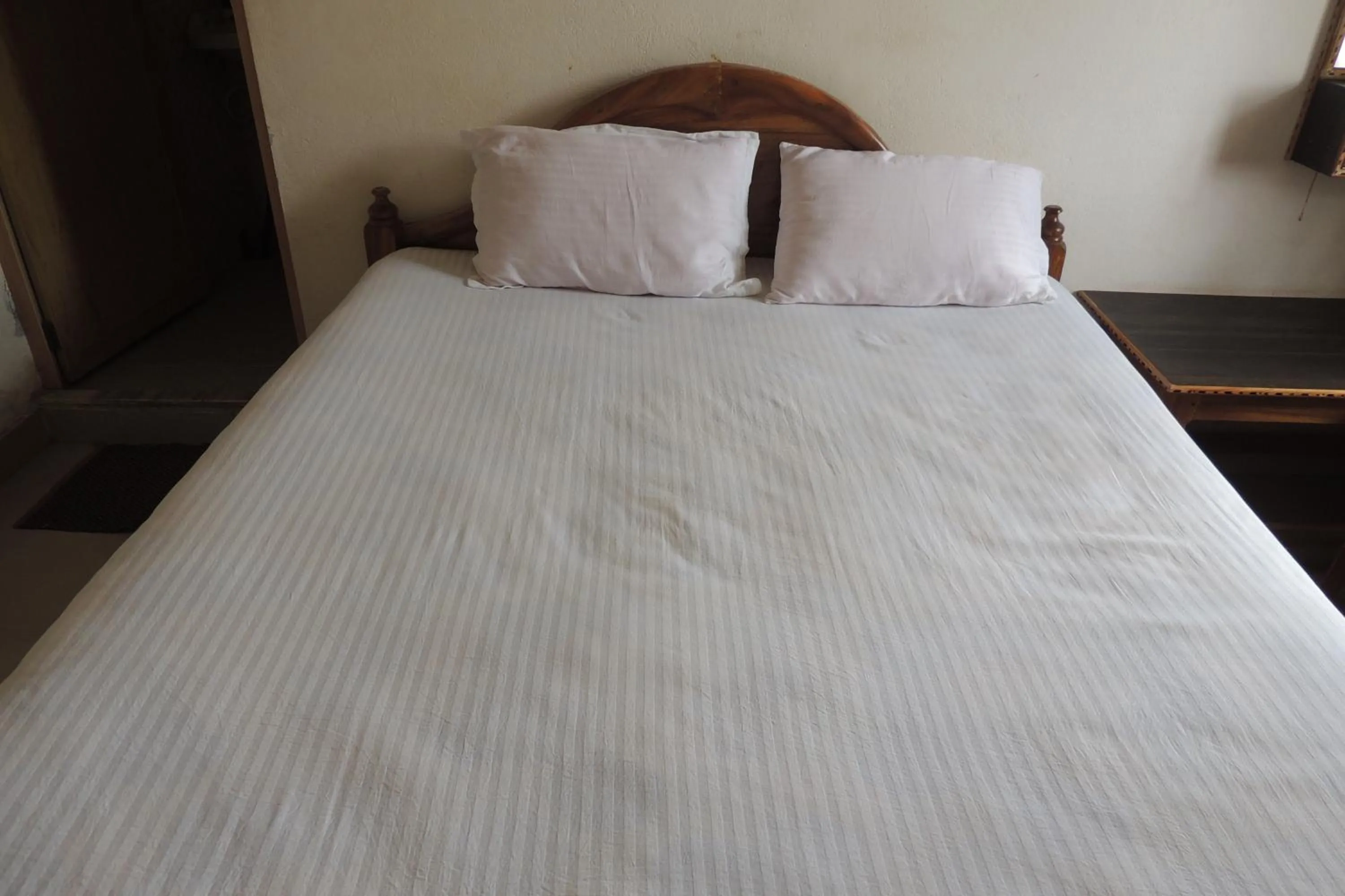 bunk bed, Bed in Surya Inn