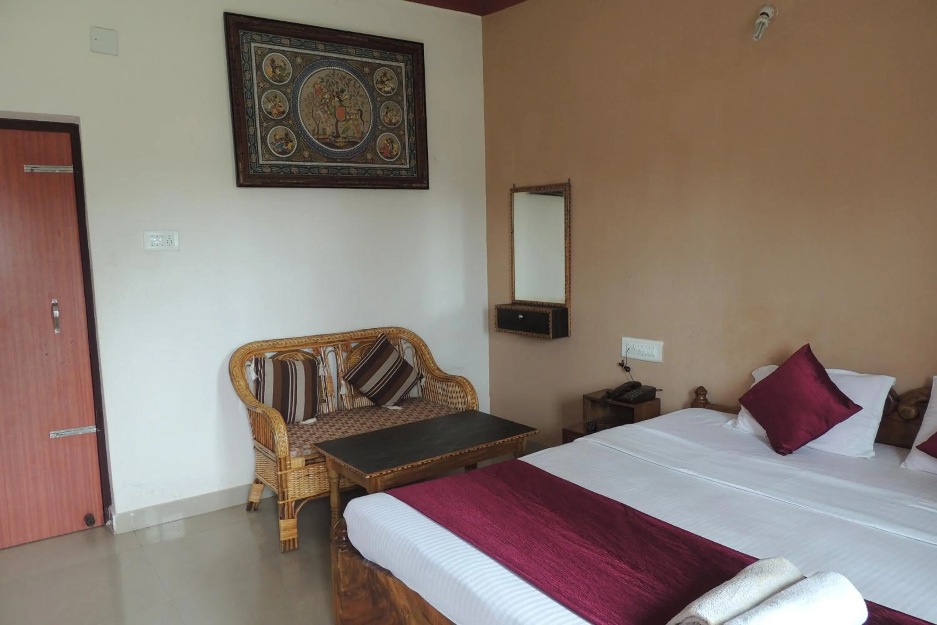 Day, Bed in Surya Inn