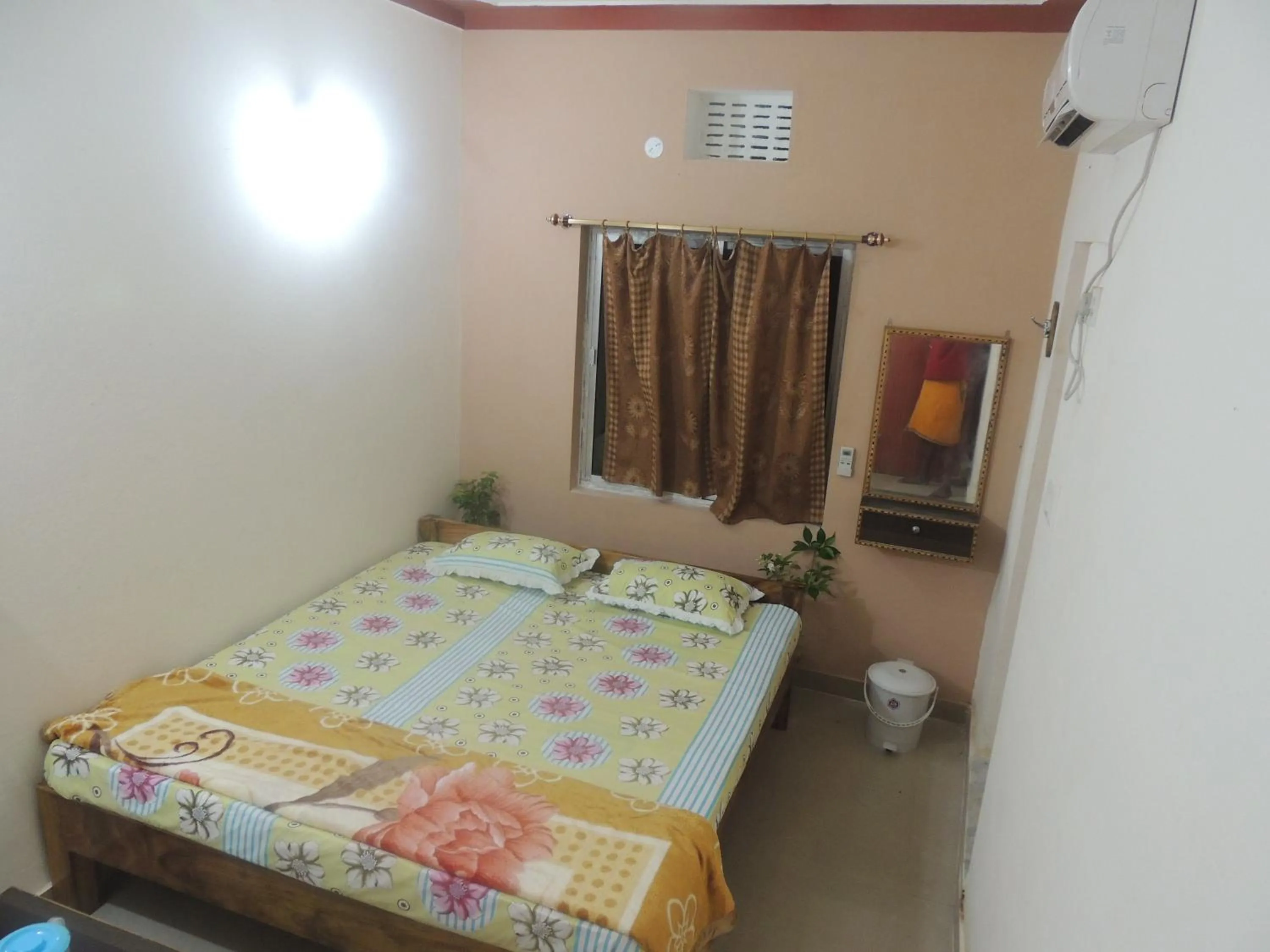 Bedroom, Bed in Surya Inn