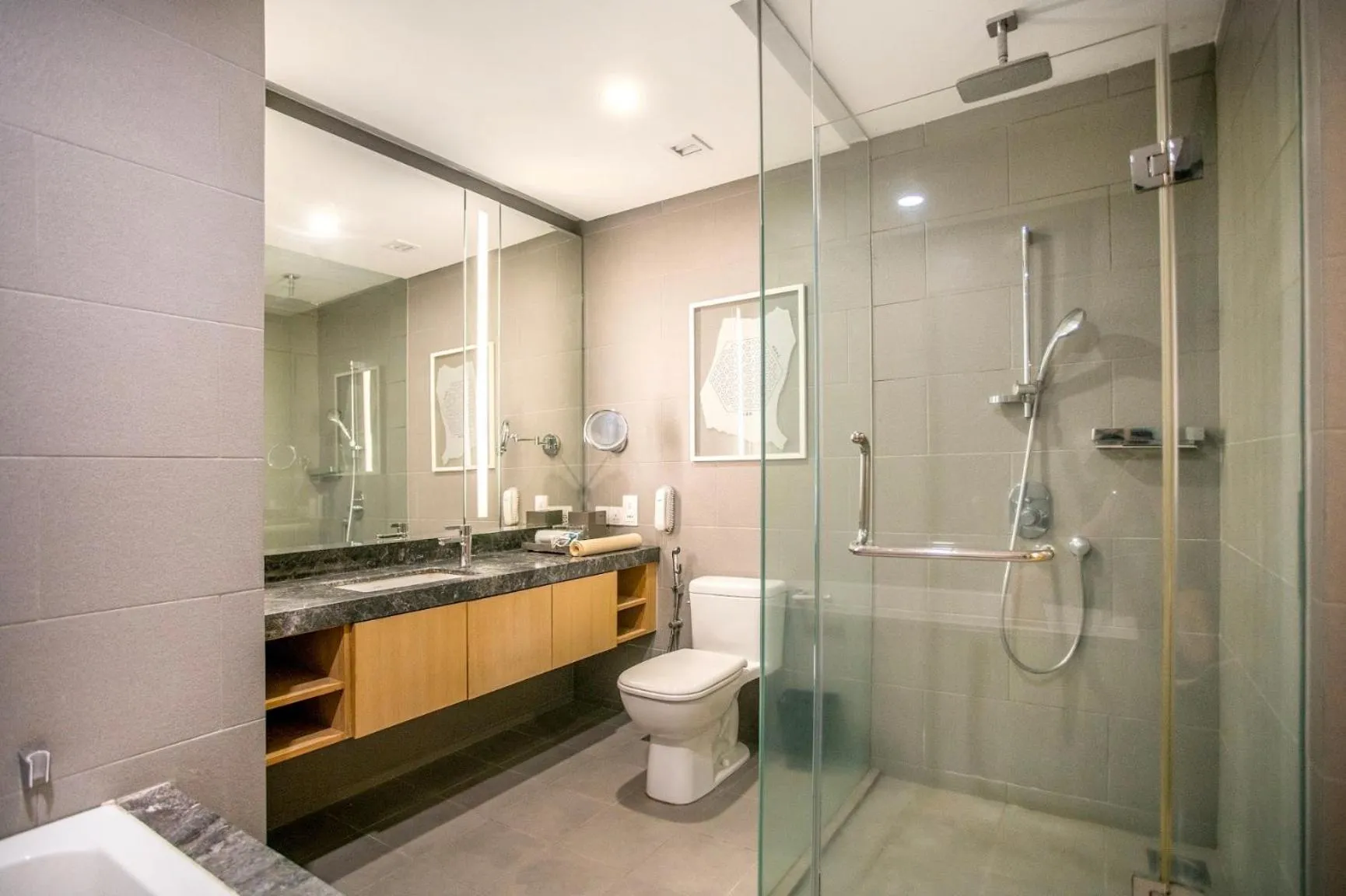 Bathroom in 188 Suites with Washer and Bathtub near KLCC Kula Lumpur