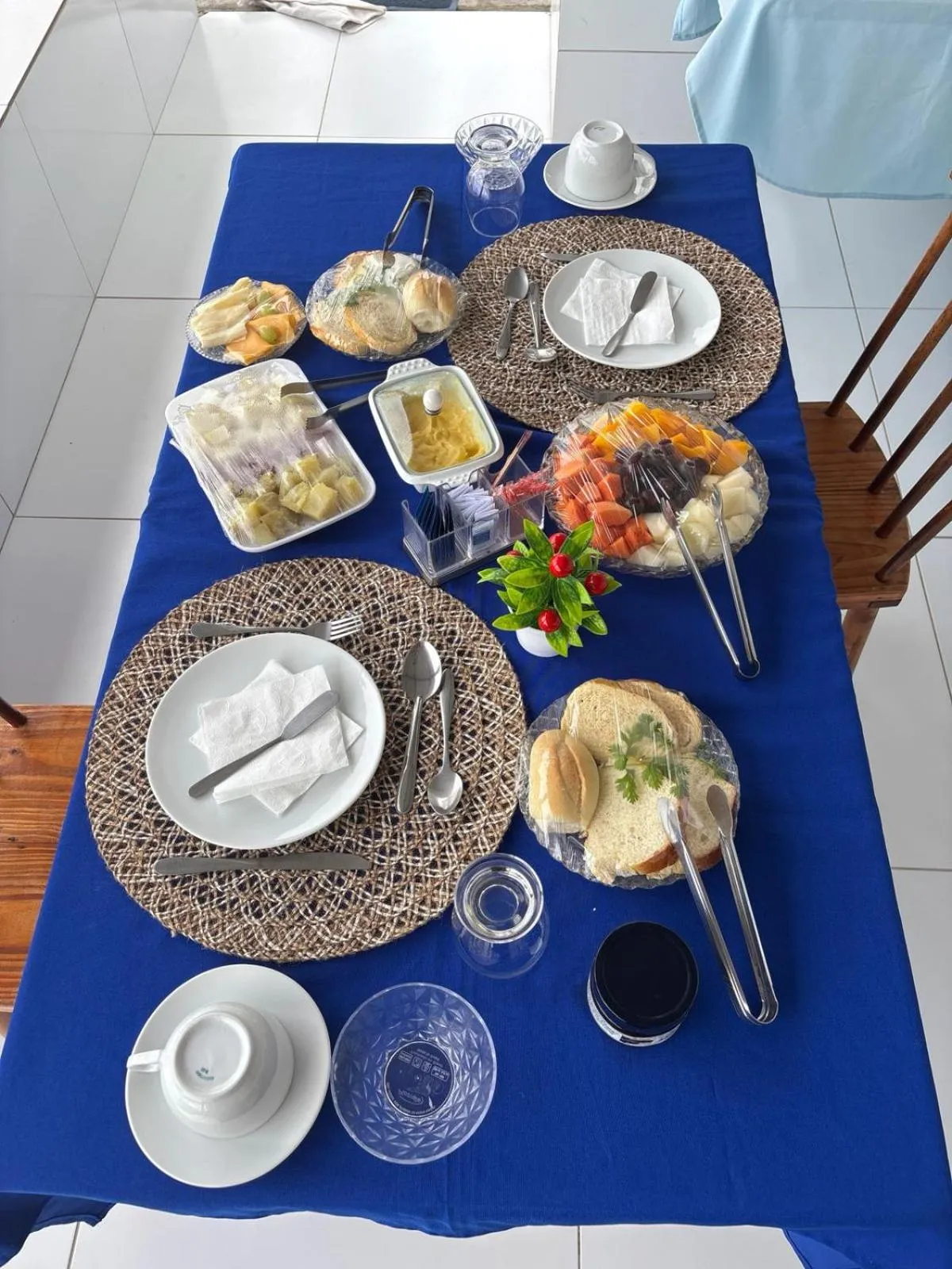 Breakfast in Dellas Pousada