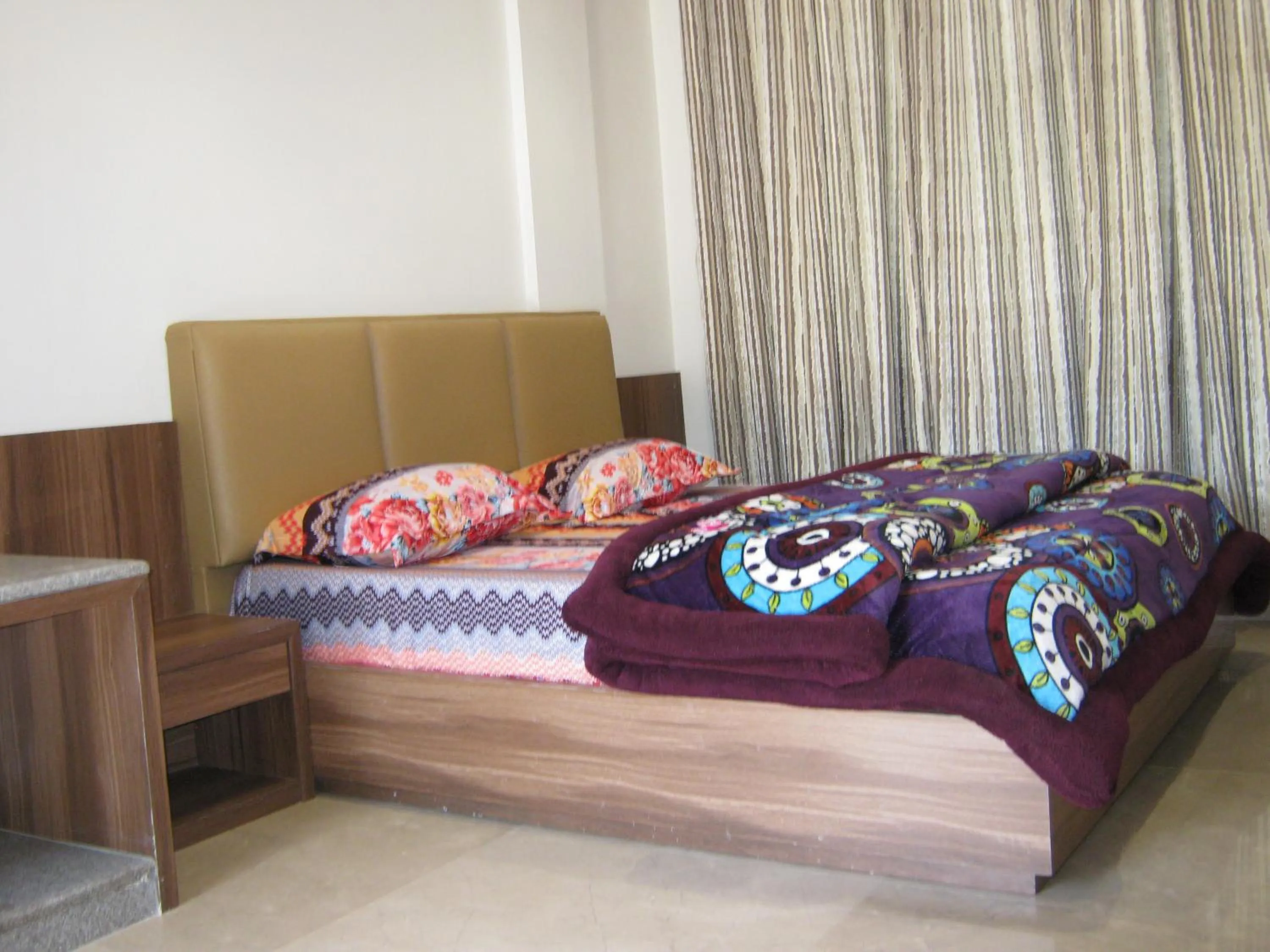 Bed in Nav Ratan Palace