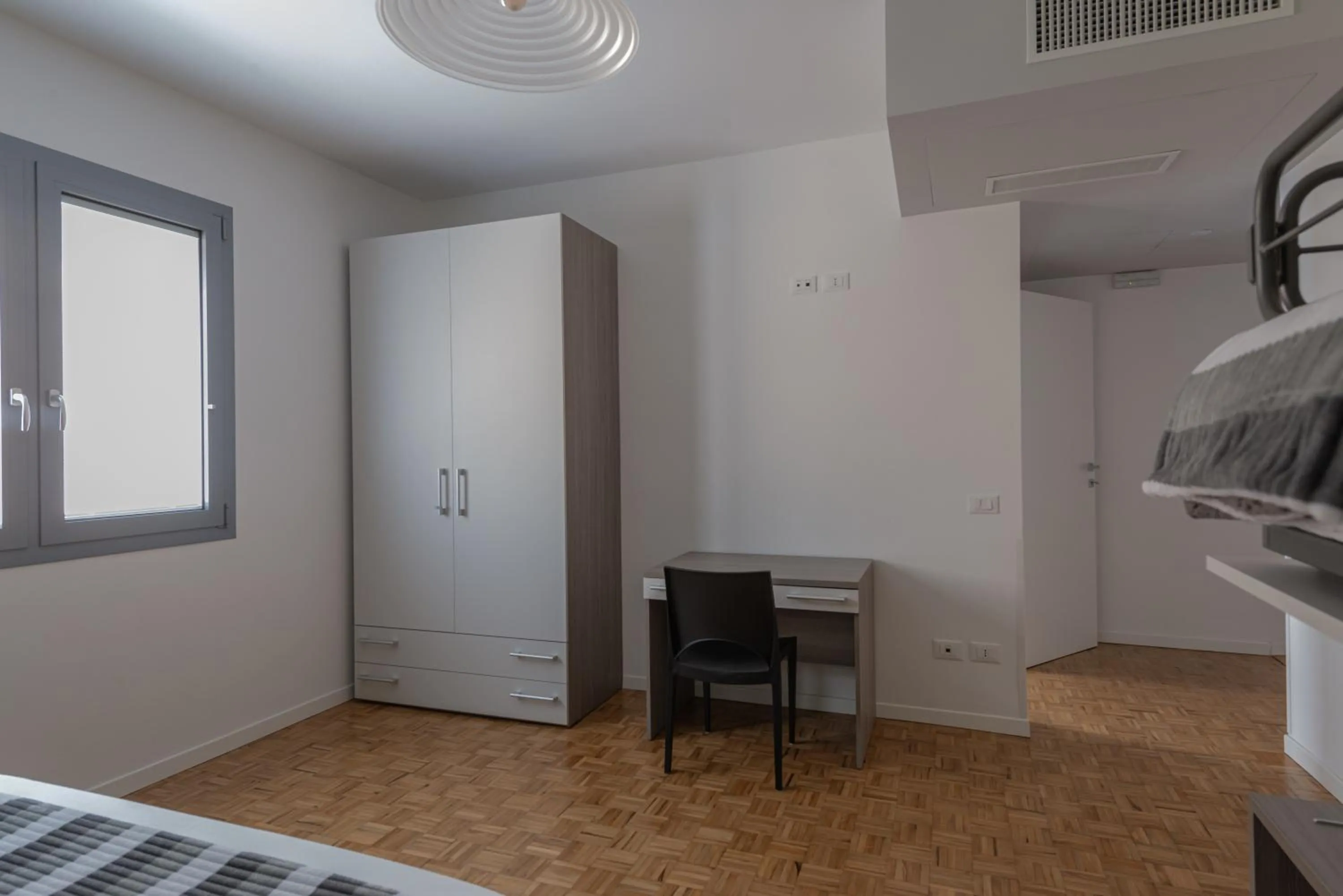 Photo of the whole room in Marconi House