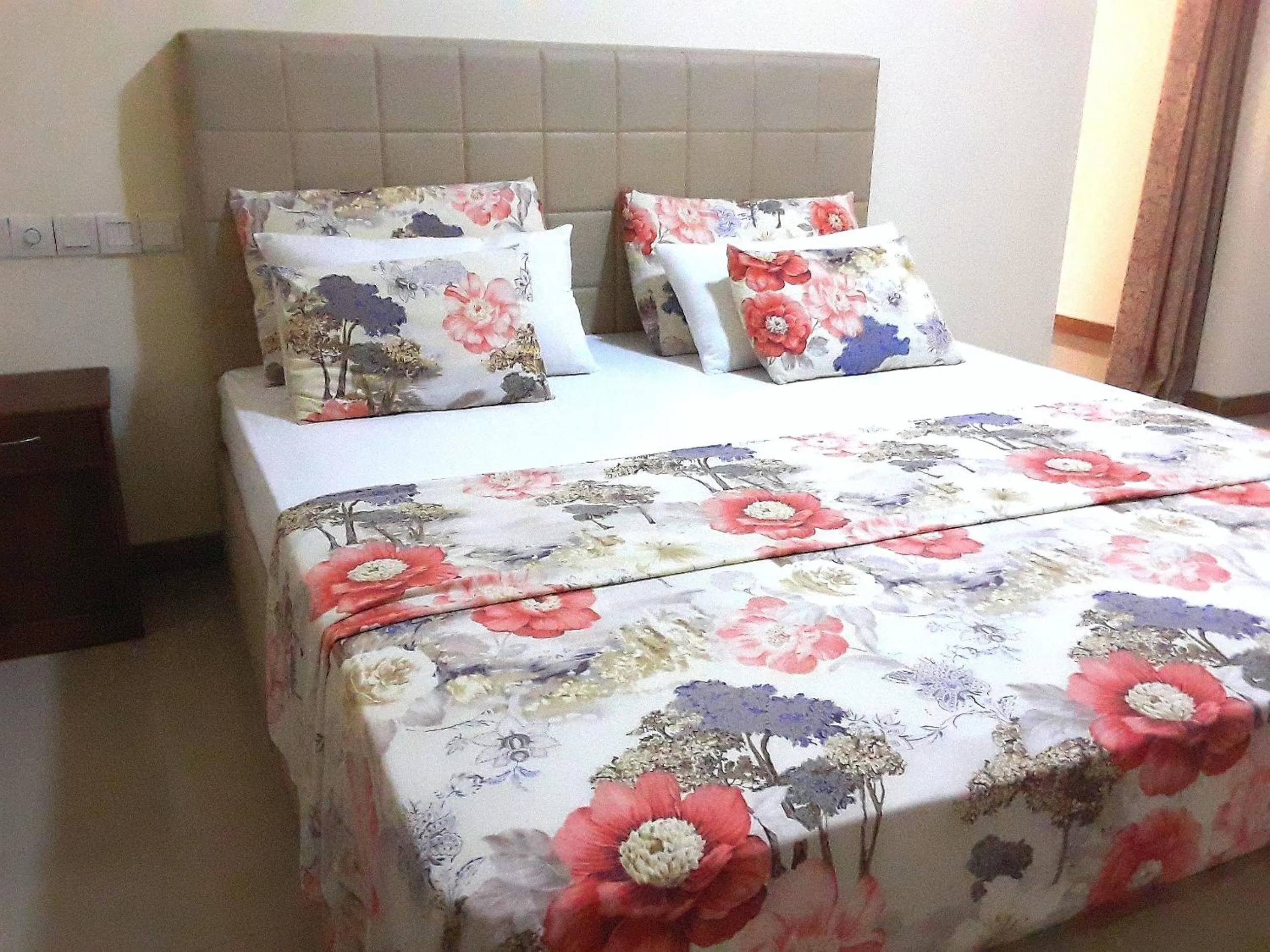 Bedroom, Bed in Sky Residence Hikkaduwa