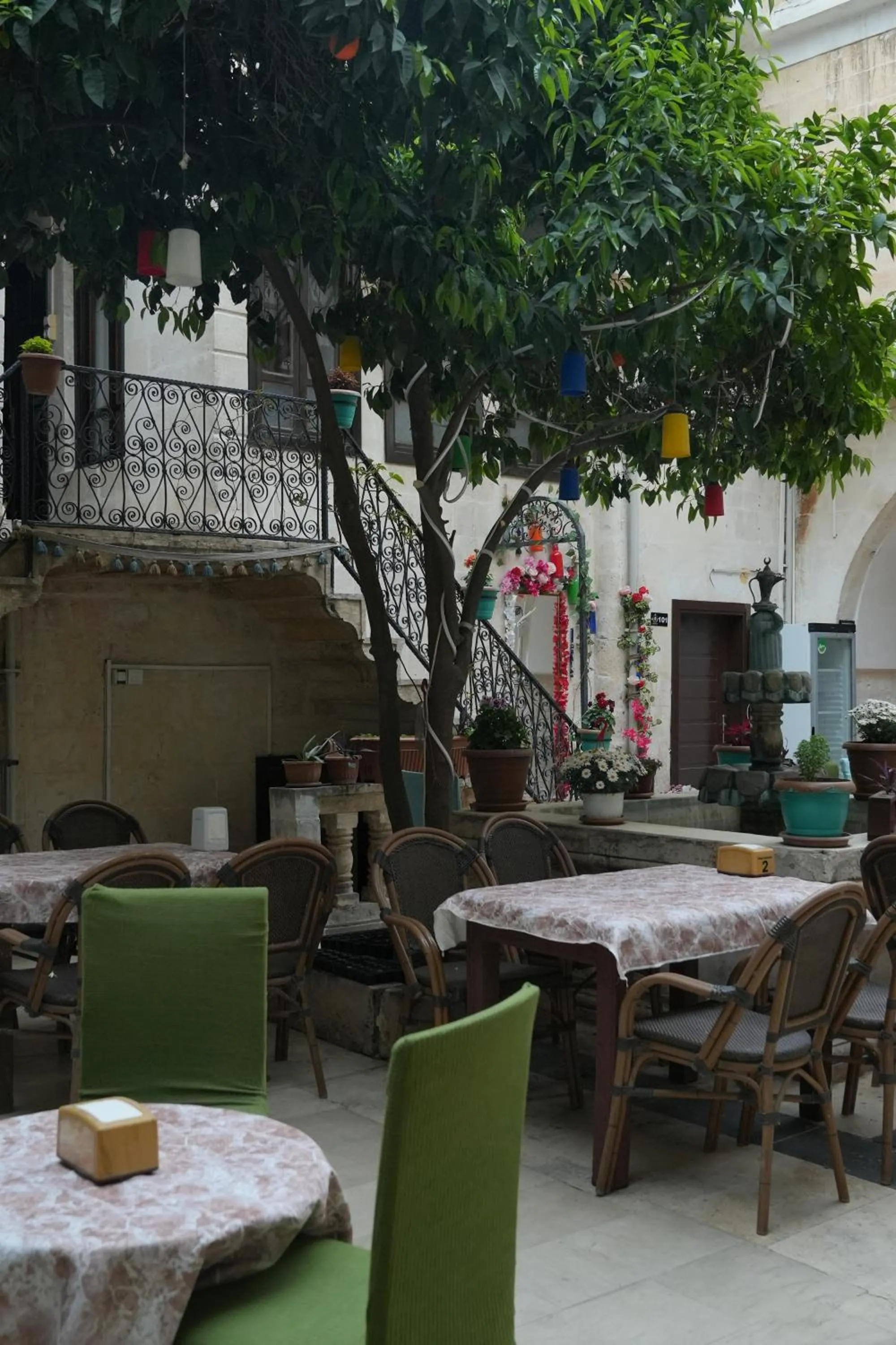 Dining area in JOSELİN HOTEL