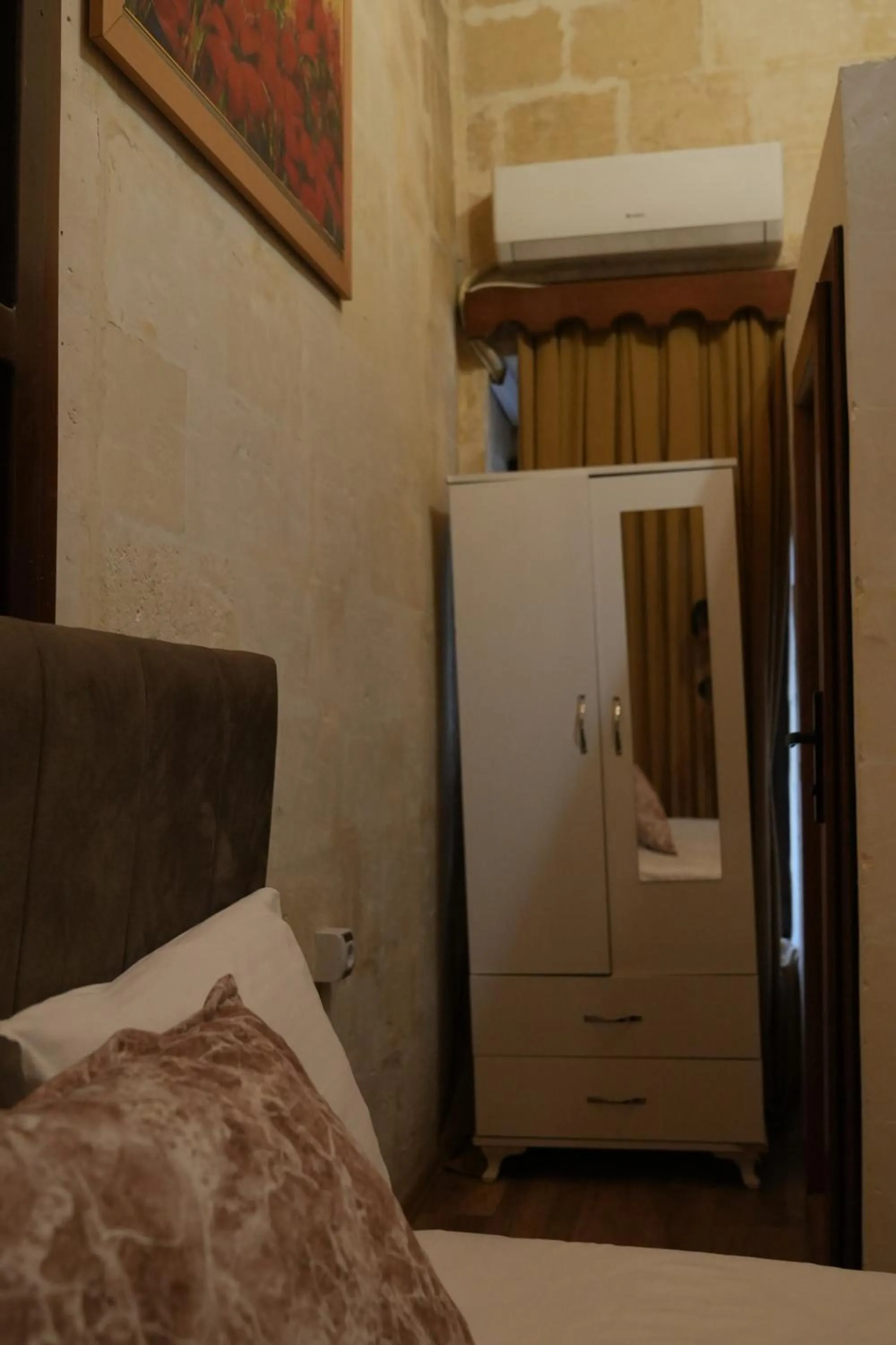 Bed in JOSELİN HOTEL