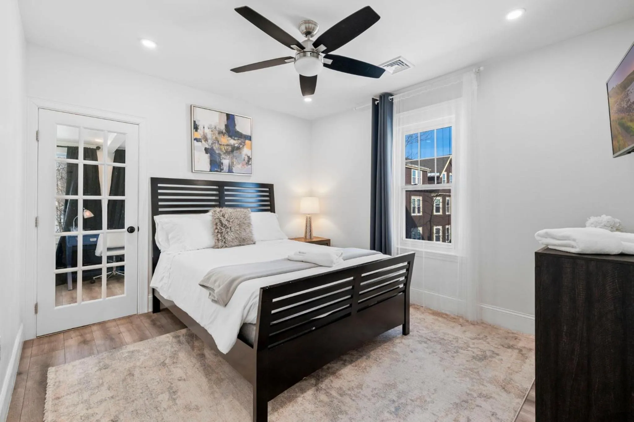 Bed in Roslindale village condos