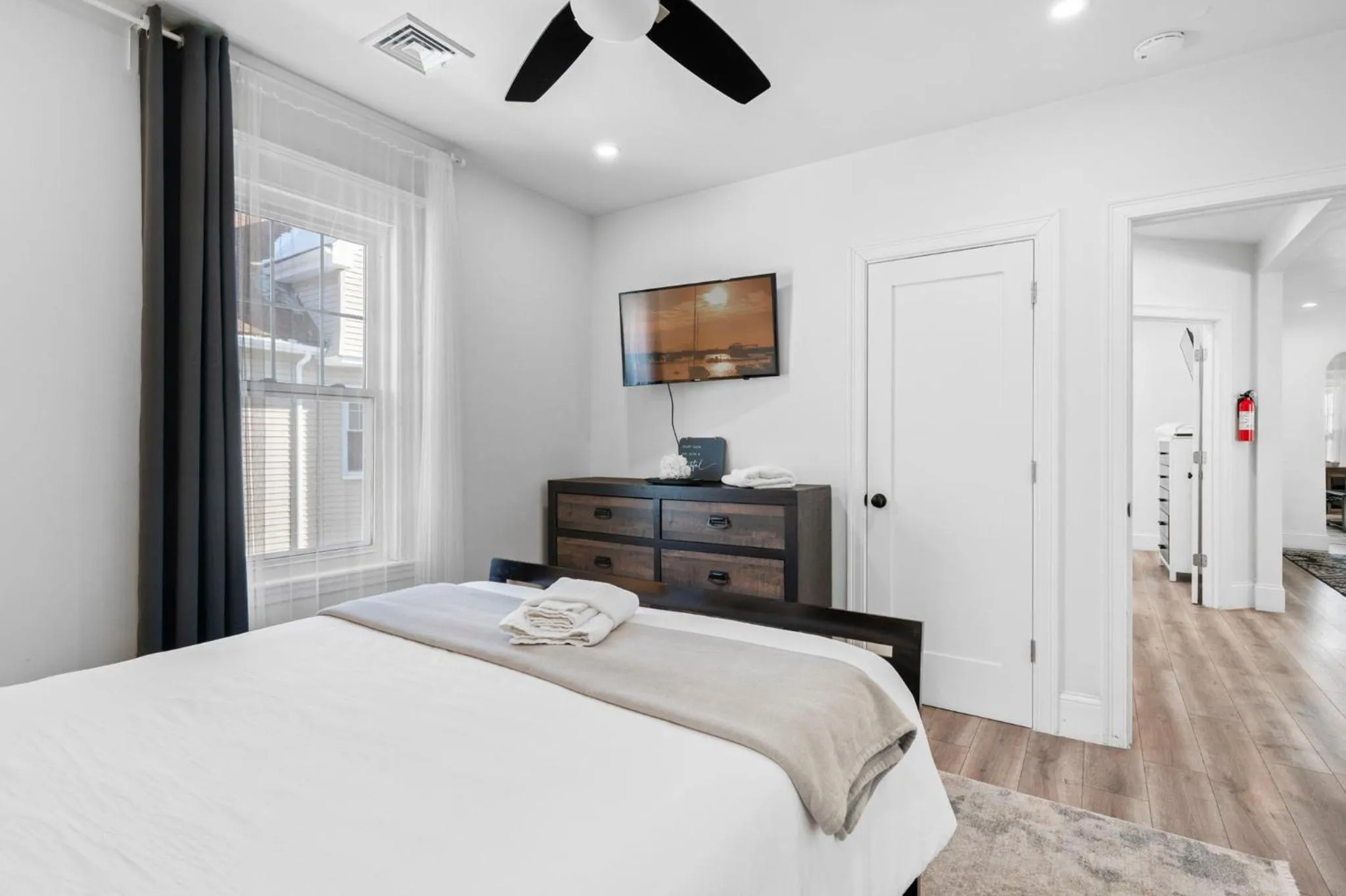 Bed in Roslindale village condos